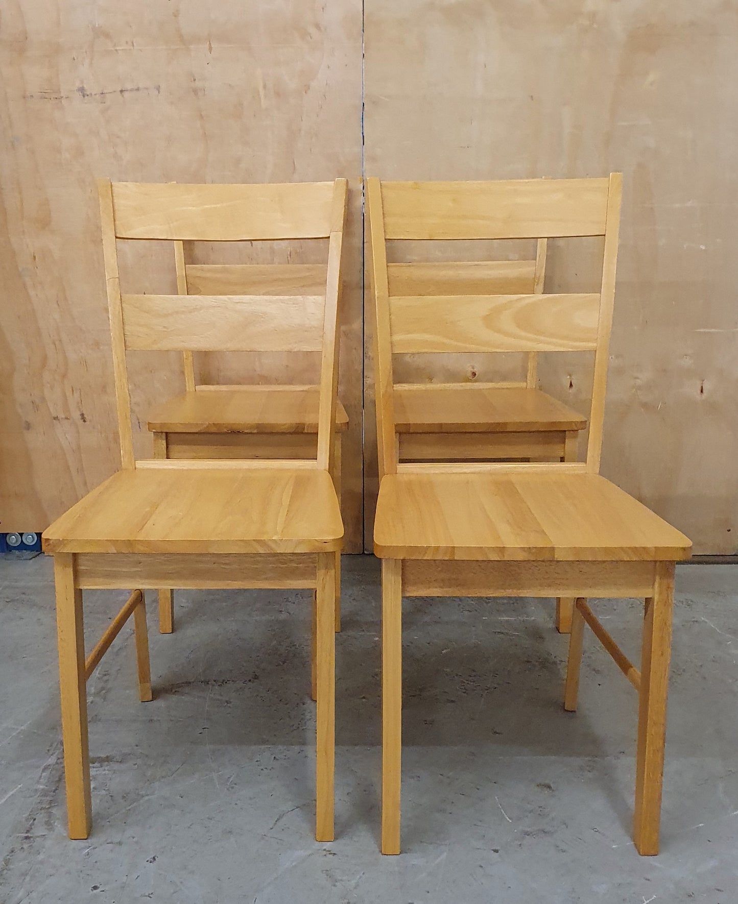 4 Matching Pine Dining Chairs - EL104509 / EL104510 / EL104511 / EL104512