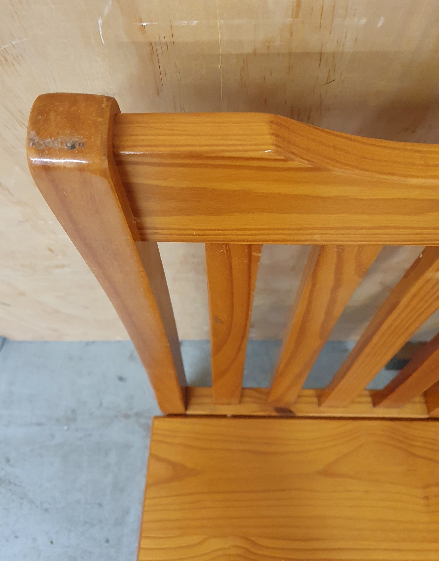 2 Matching Pine Dining Chairs - EL104391 / EL104392