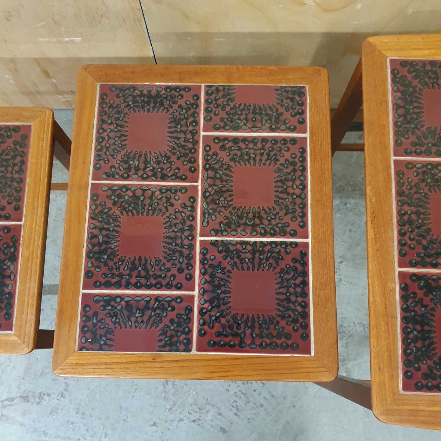 Mid Century Design Nest of Tables - EL104219