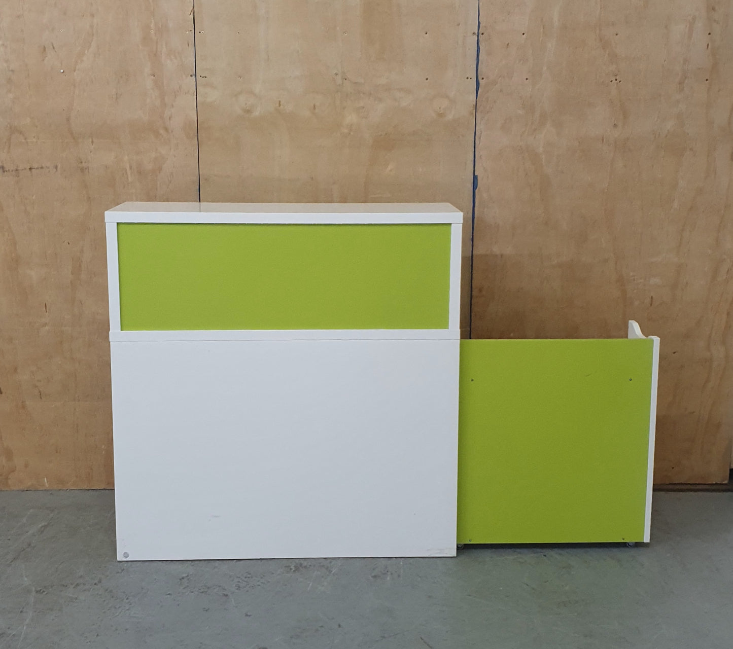 White and Lime Green Wodden Storage Unit with Pull-Out Drawer - EL104357