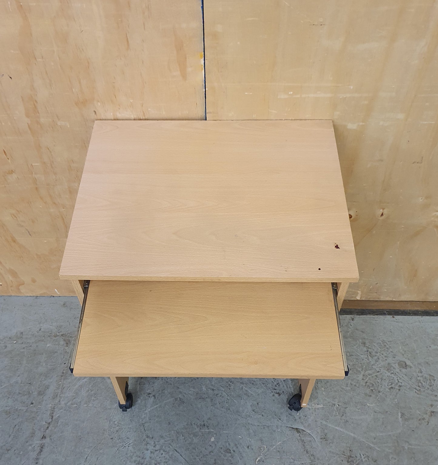 Small Wood Desk with Pull Out Shelf and Lower Shelf - EL104647