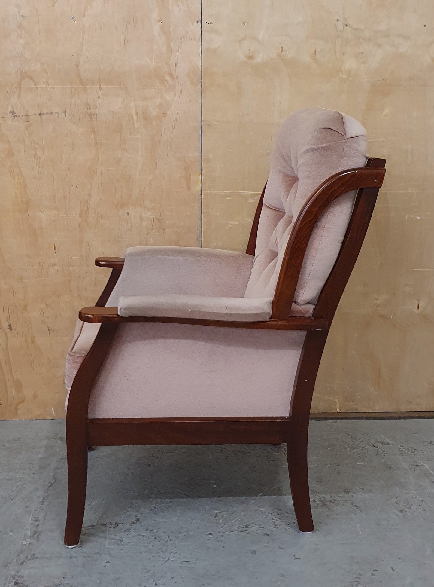 Maroon Velvet Armchair with Deep Buttoned Back Rest and Dark Wood Frame - 010825-01