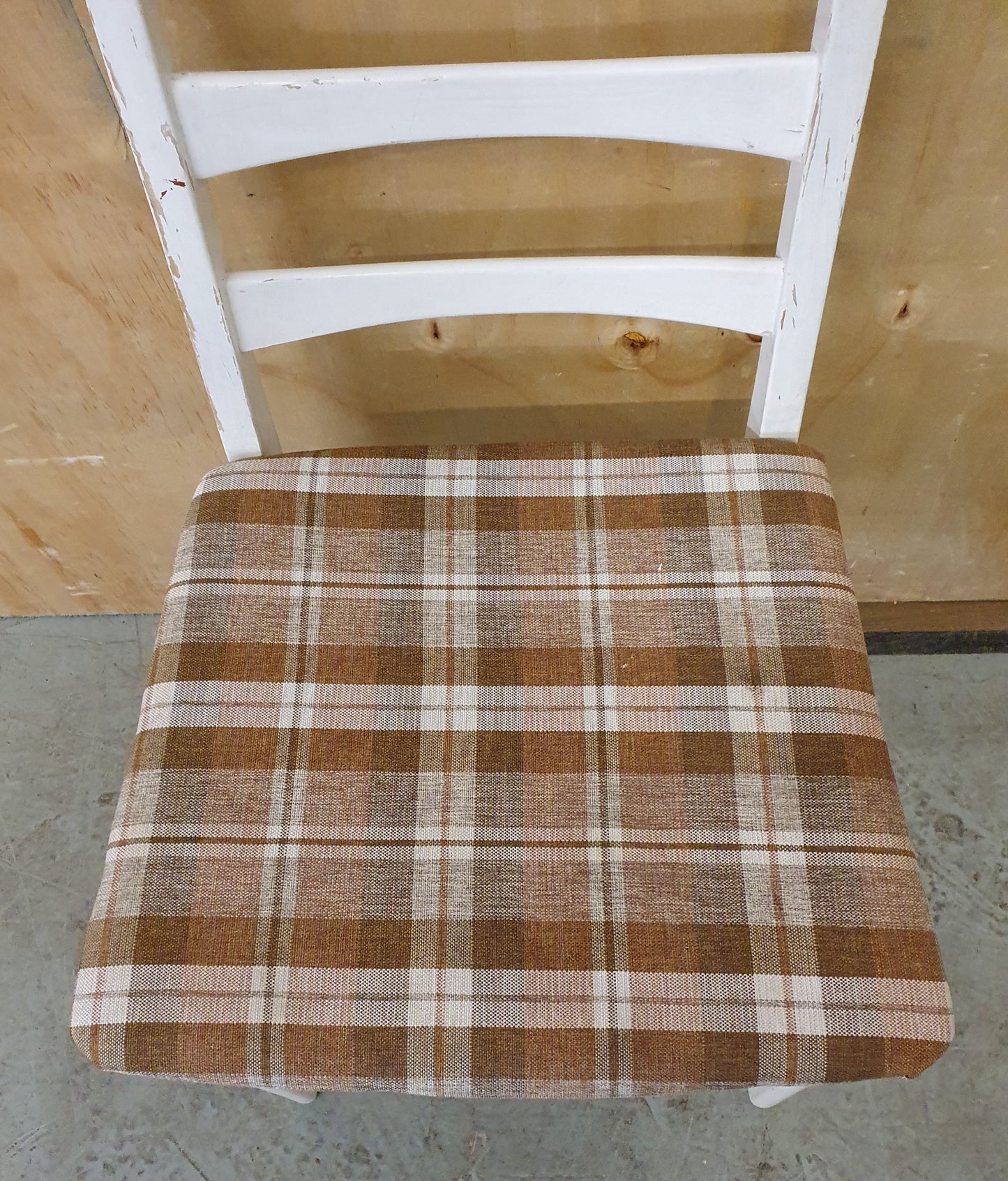 Single White Wood Dining Chair with Slatted Back Rest and Brown Check Fabric Seat Cover - EL104060
