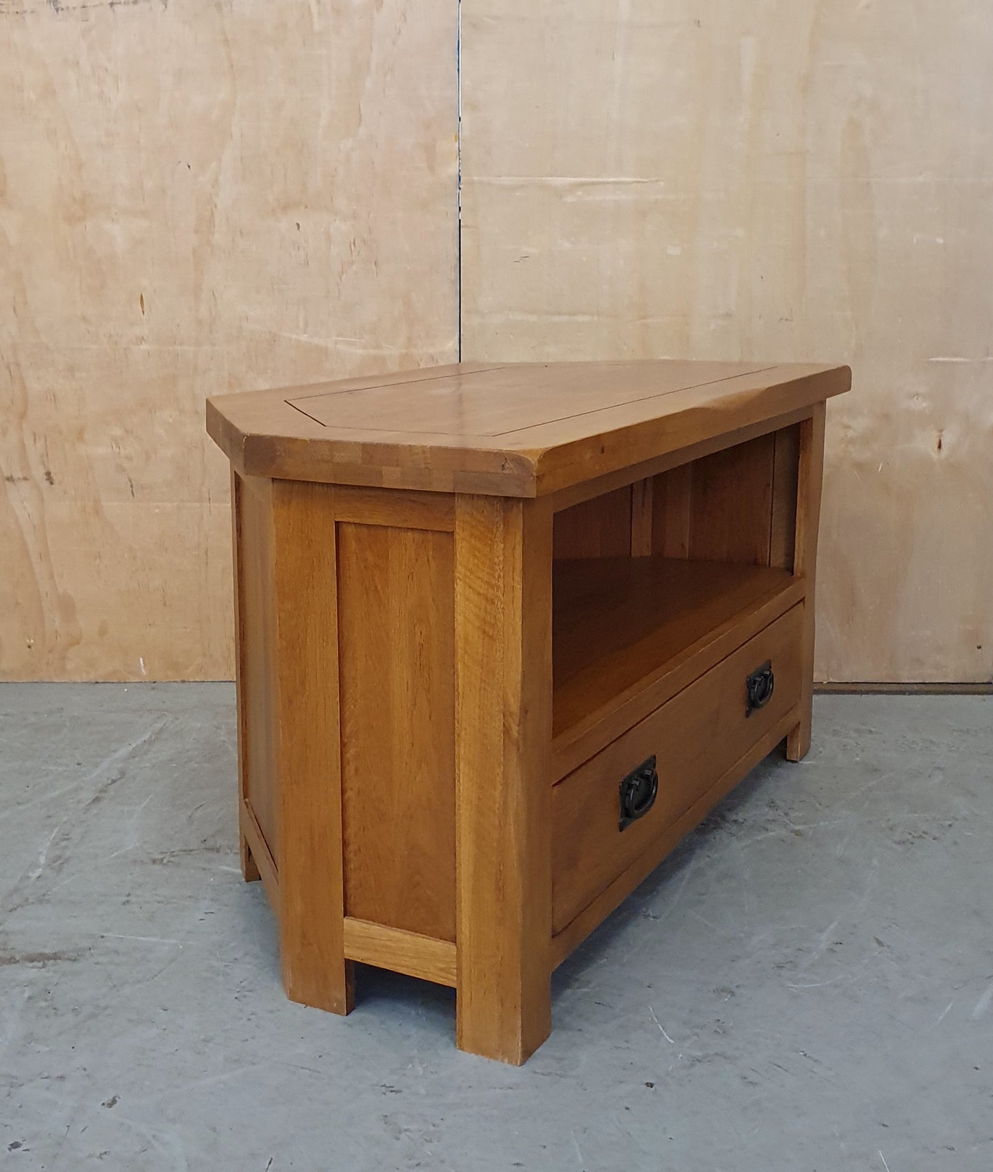 Solid Oak TV Stand with Drawer - EL104257