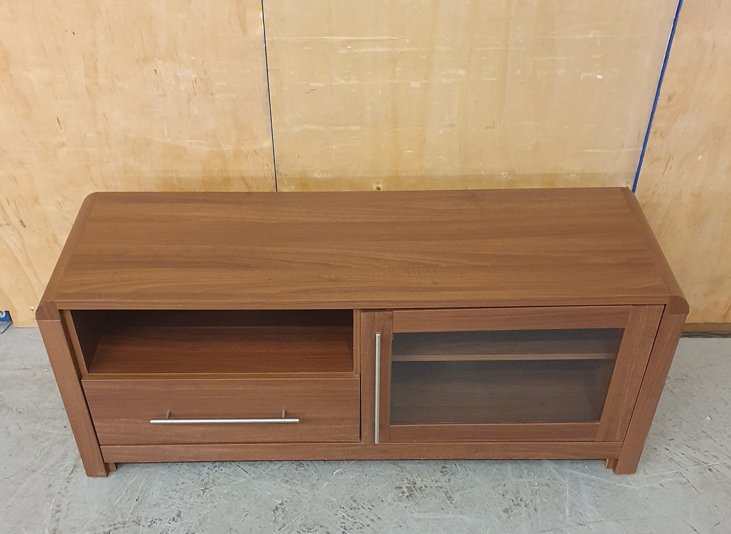 Large Heavy Duty Wooden TV Stand with 1 Glass Door and 1 Drawer - EL104356