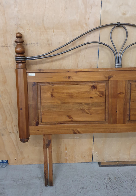 DUCAL WINCHESTER Pine Double Headboard with Metal Decorative Top - 103907