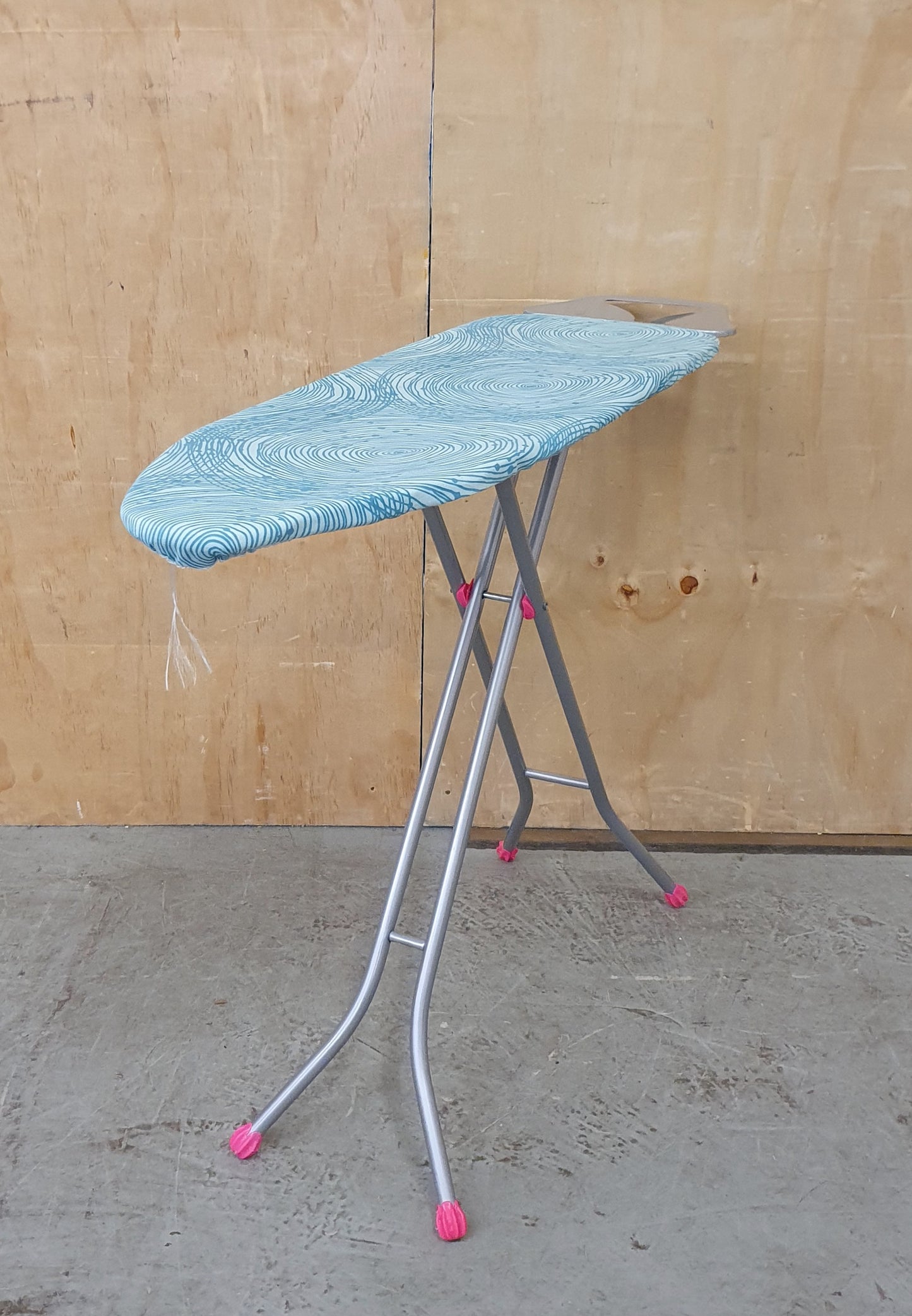 Collapsable Ironing Board - 104455