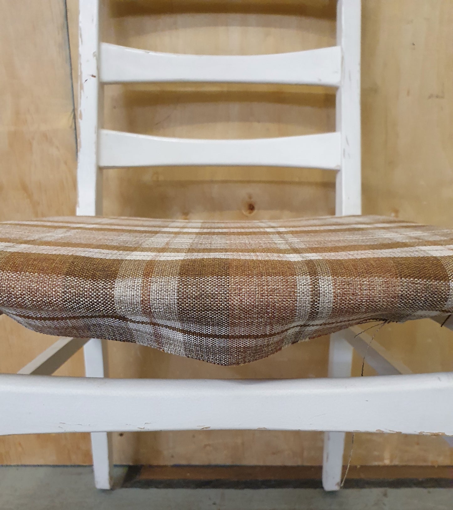 Single White Wood Dining Chair with Slatted Back Rest and Brown Check Fabric Seat Cover - EL104060