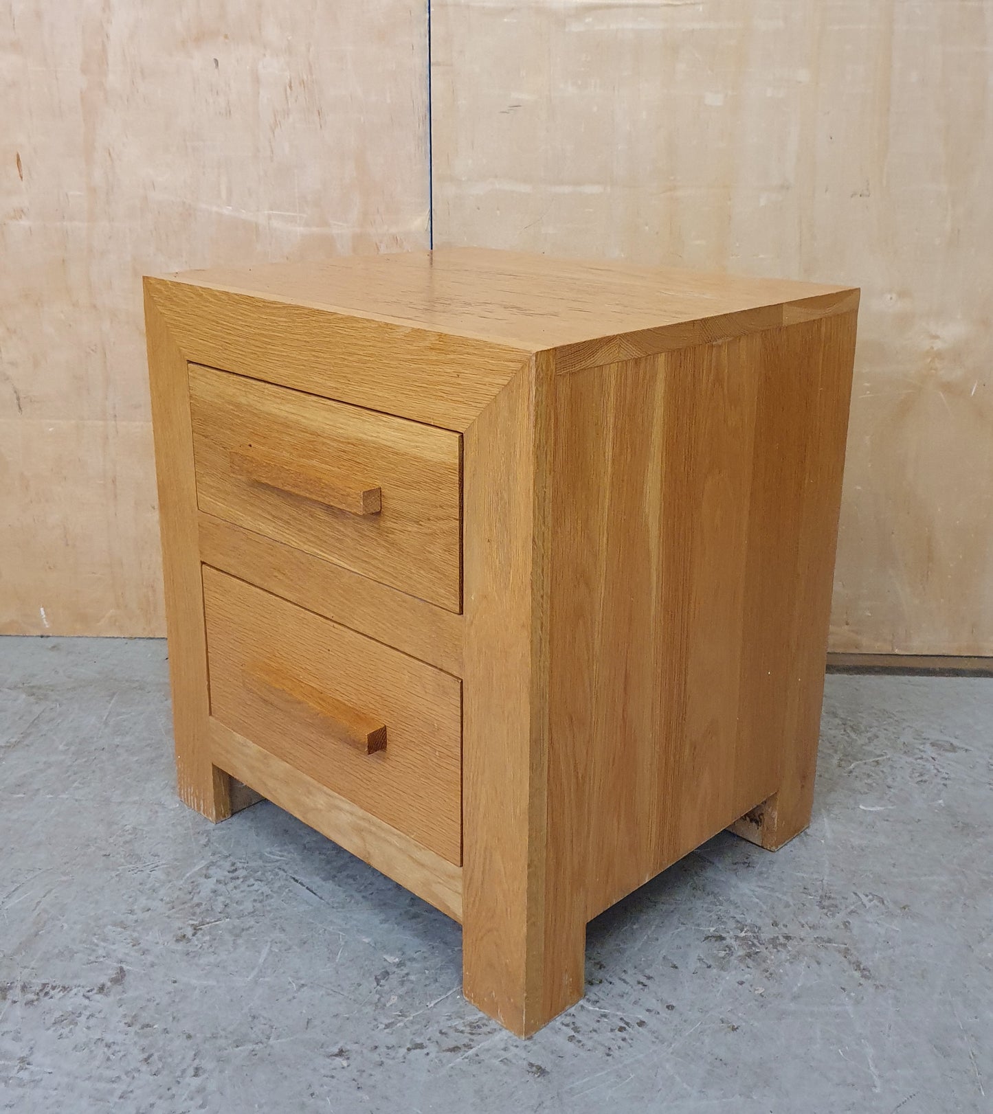 Single 2 Drawer Oak Bedside Cabinet - 104492
