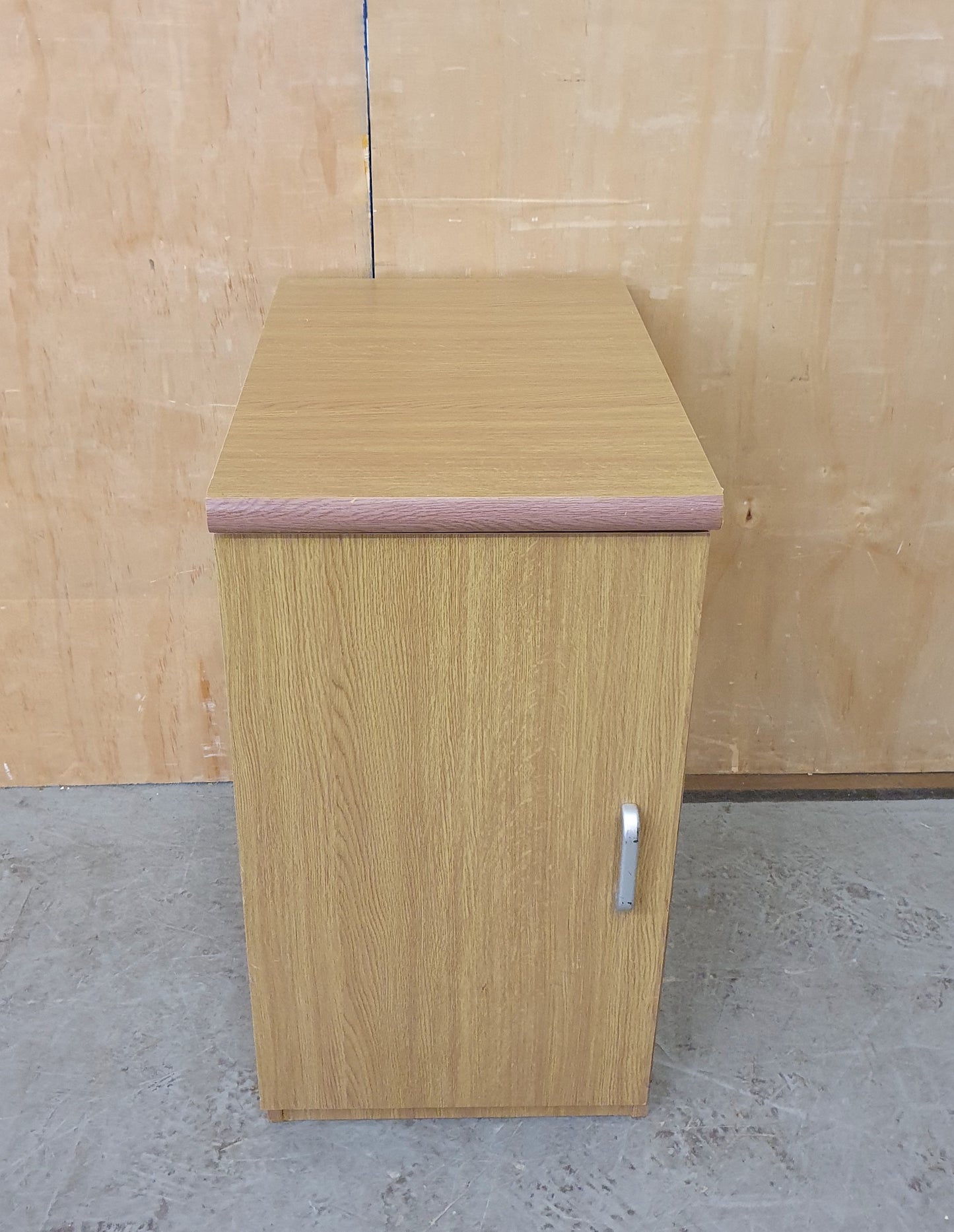 Single Door Wood Cabinet with 1 Internal Shelf - EL104372