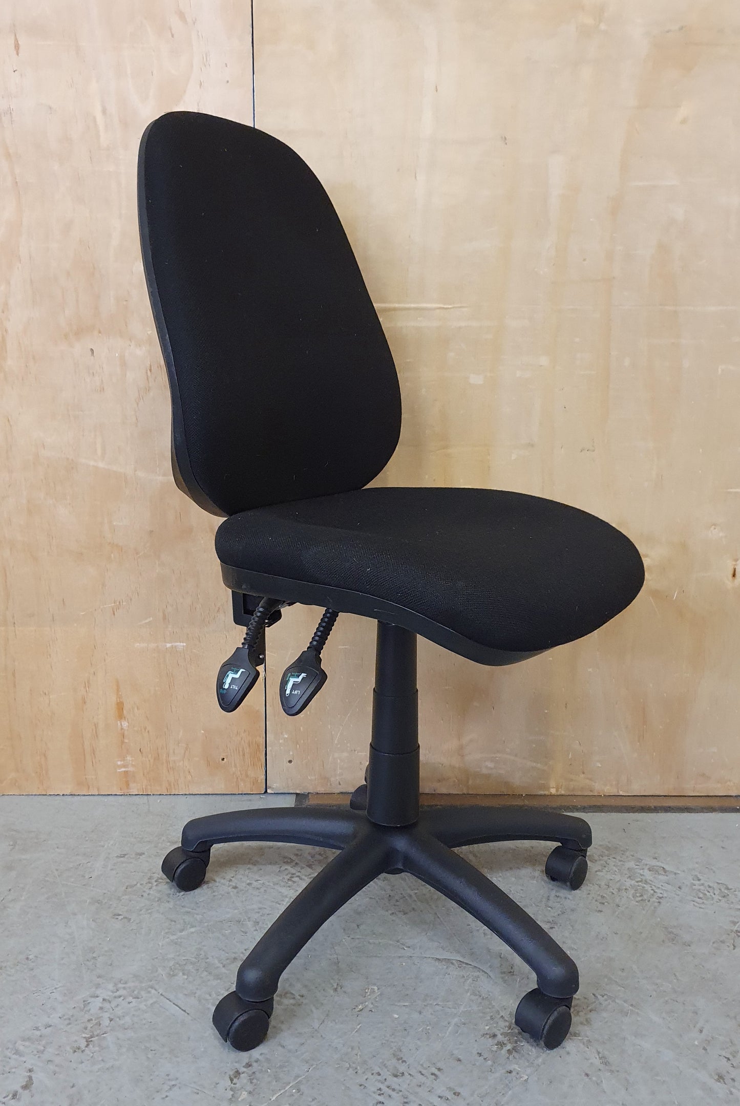 Black Fabric Office Chair on Castor Wheels - EL104062