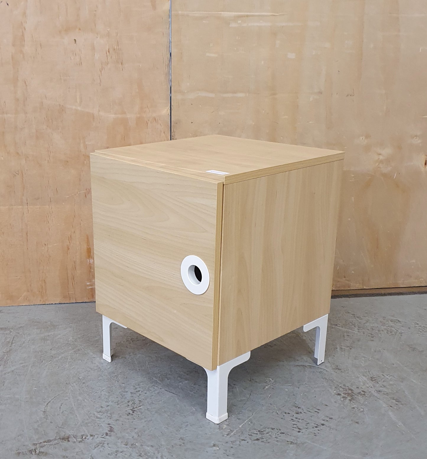 Single Wooden Bedside Cabinet with Circular Cut Out Handle and Internal Shelf - EL103949
