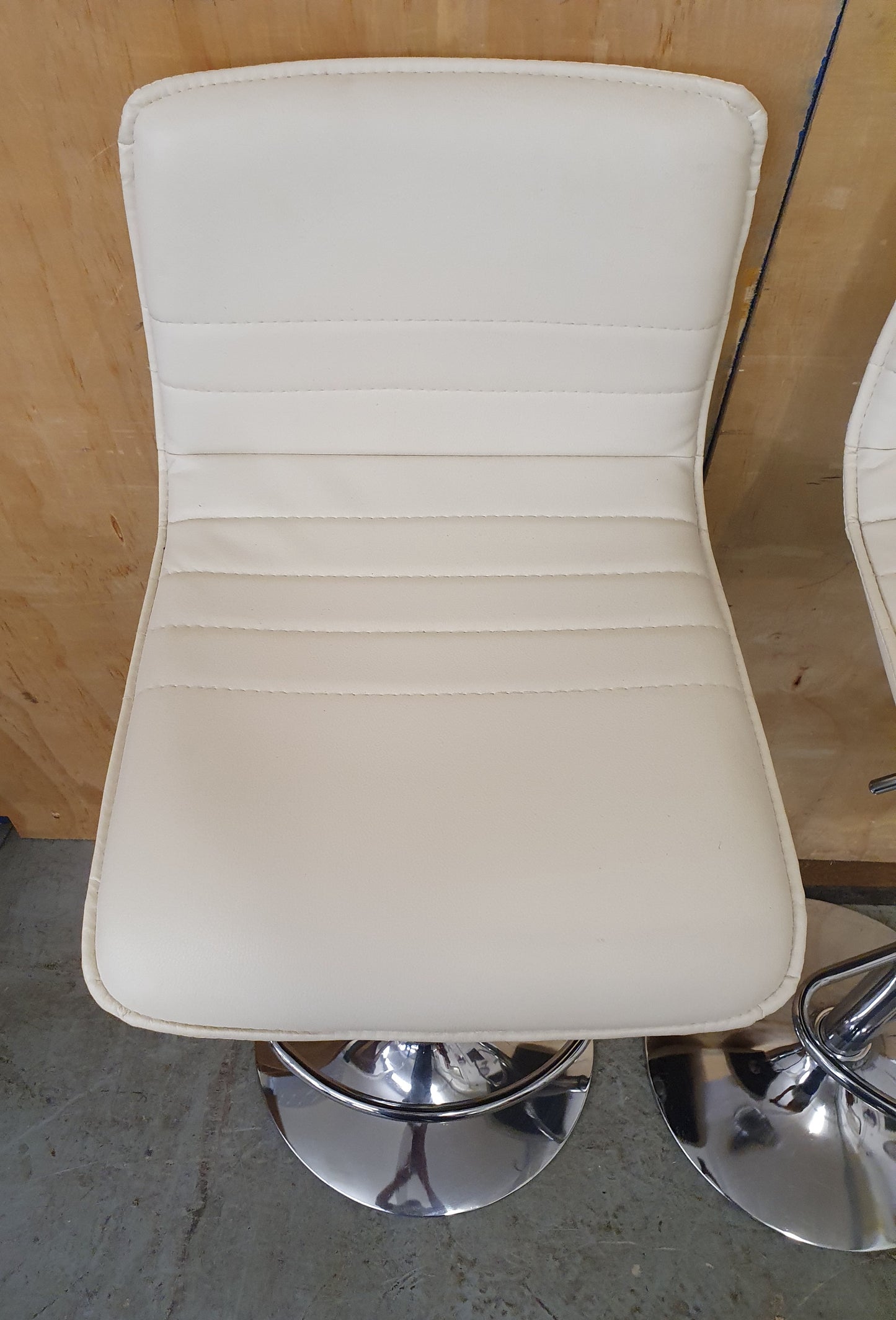2 Matching Cream Faux Leather Height Adjustable Bar Stools - EL104575 / EL104576