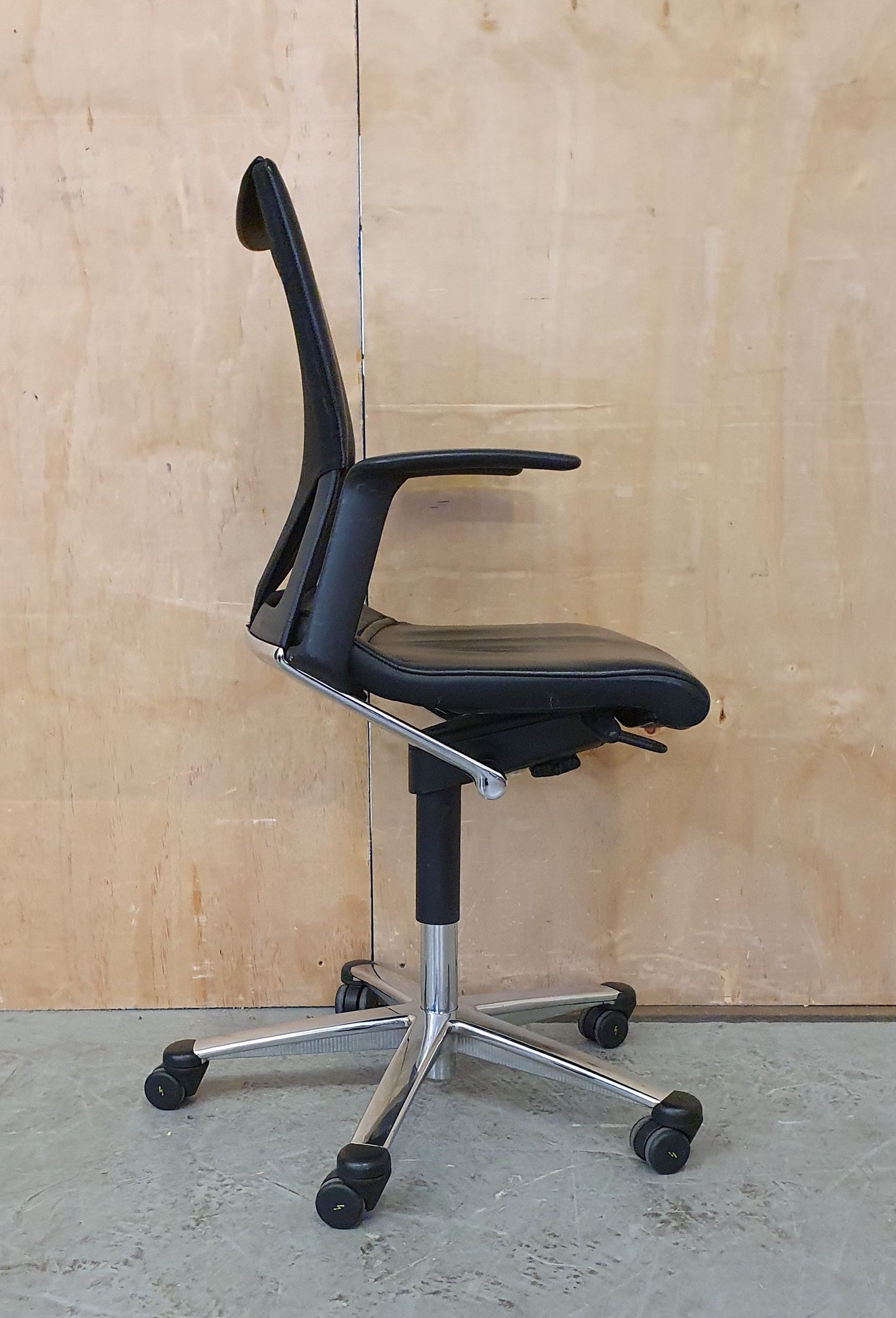 Black Leather Office Chair with Chrome Frame and Castor Wheels - 104337