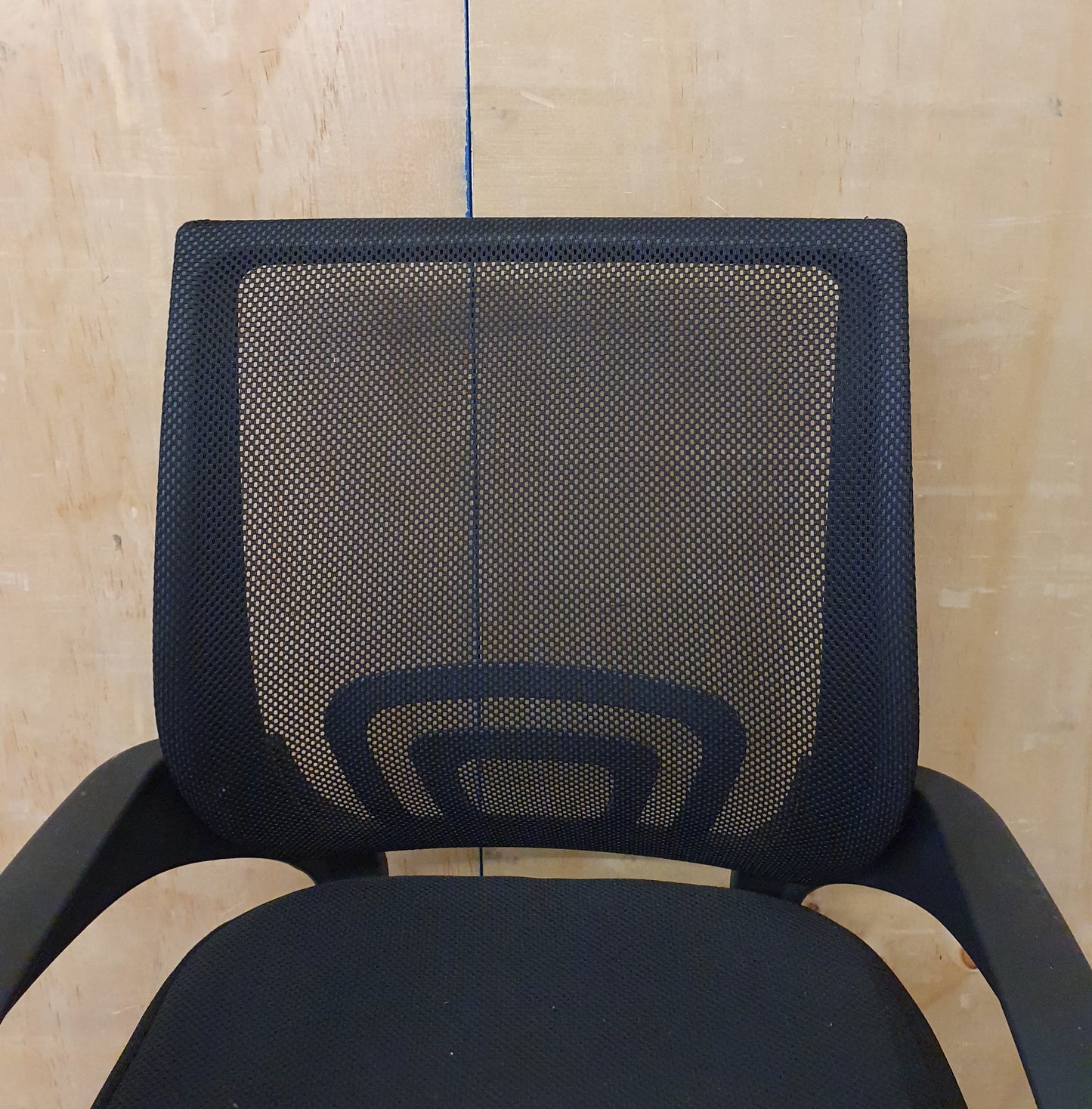 Black Mesh Height Adjustable Office Chair on Castor Wheels - 104339