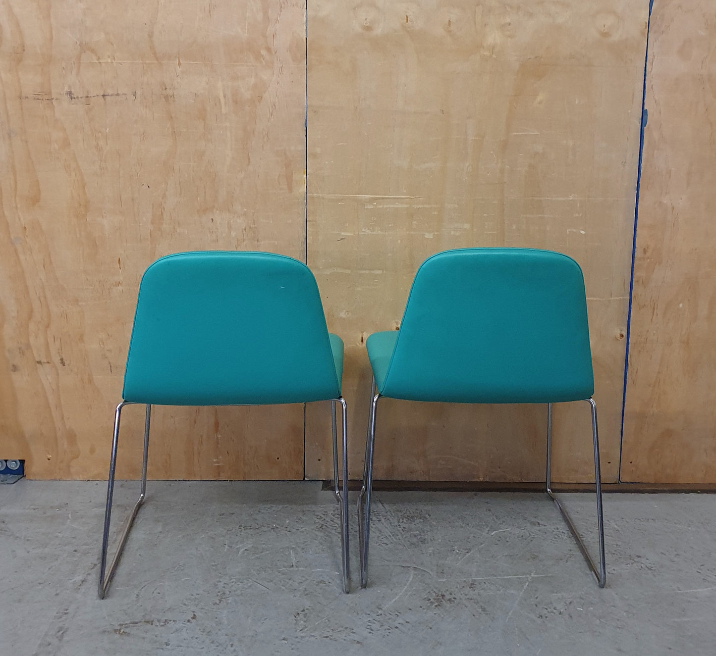 HITCHMYLIUS 2 Matching Turquois Soft Leather Chairs - EL104088 / EL104099