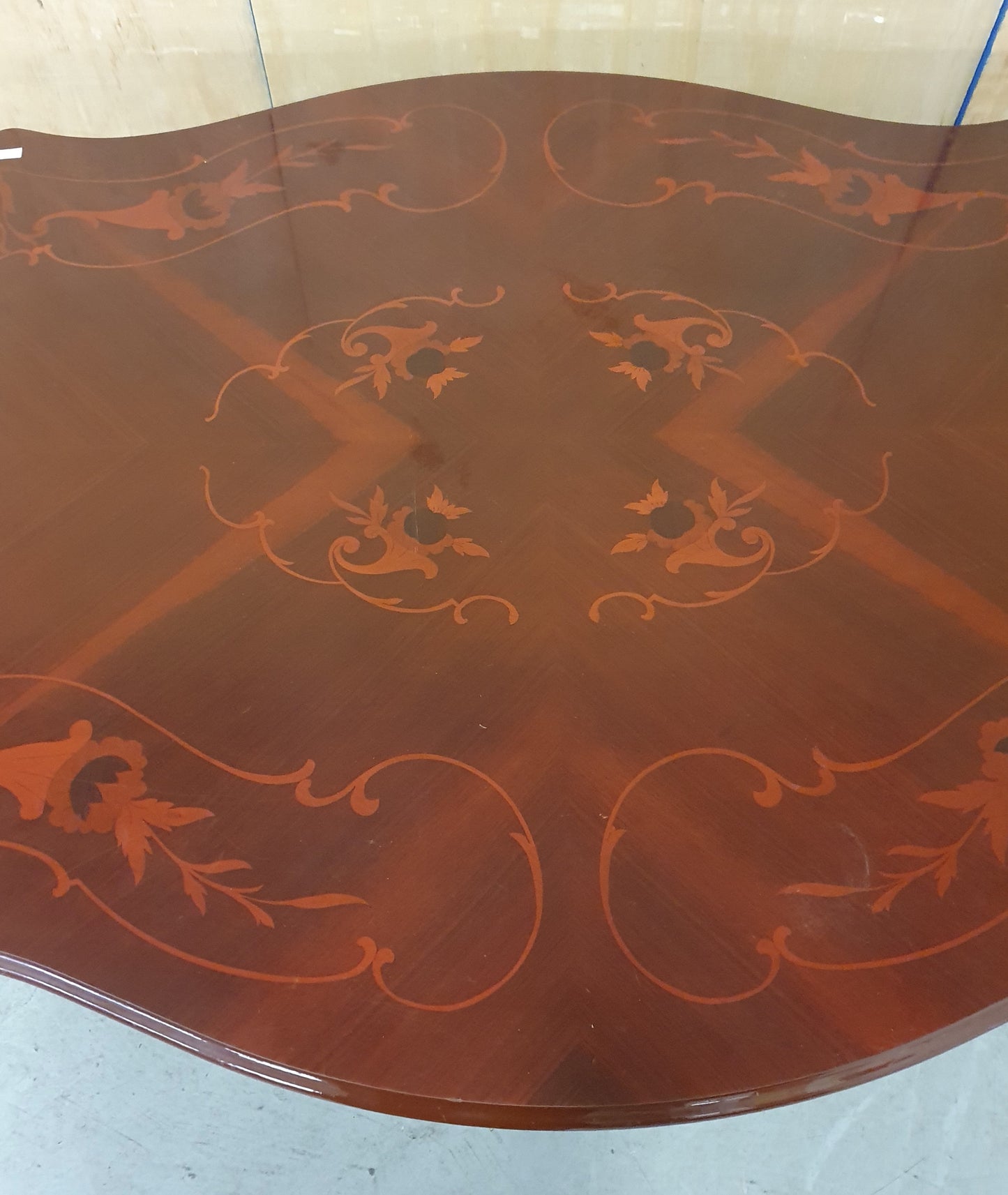 Large Dark Wood Vaneer Dining Table with Decorative Design Table Top - 103926
