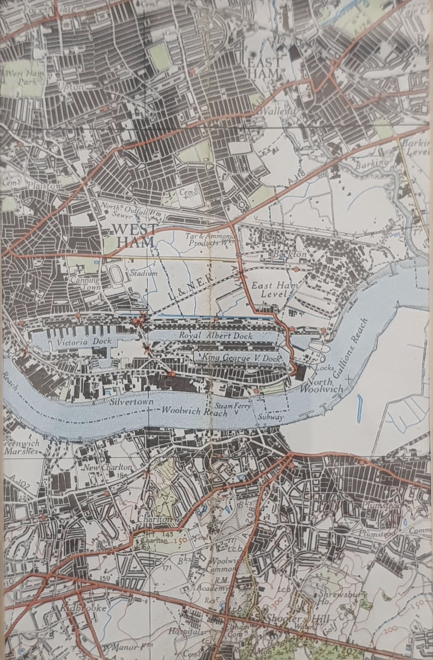 River Thames Map in Black Faux Leather Frame - 050425-02