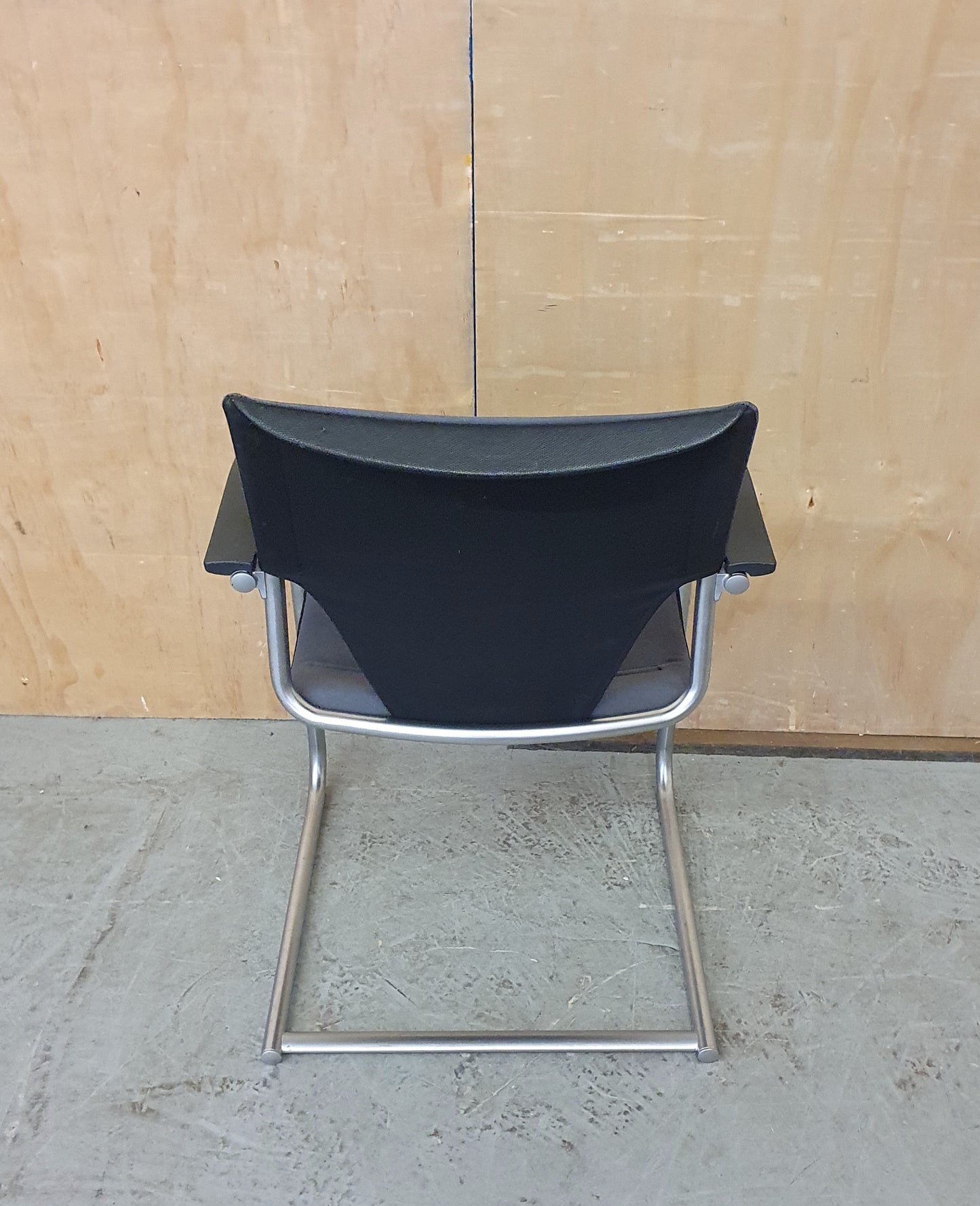 Grey Fabric Office Chair with Chrome Frame - 104342