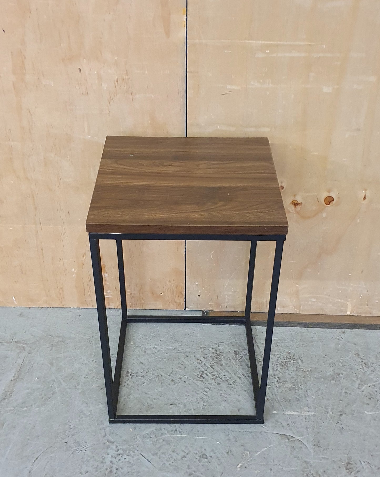 Dark Wood Top Side Table with Black Metal Wrap Around Frame - 104321