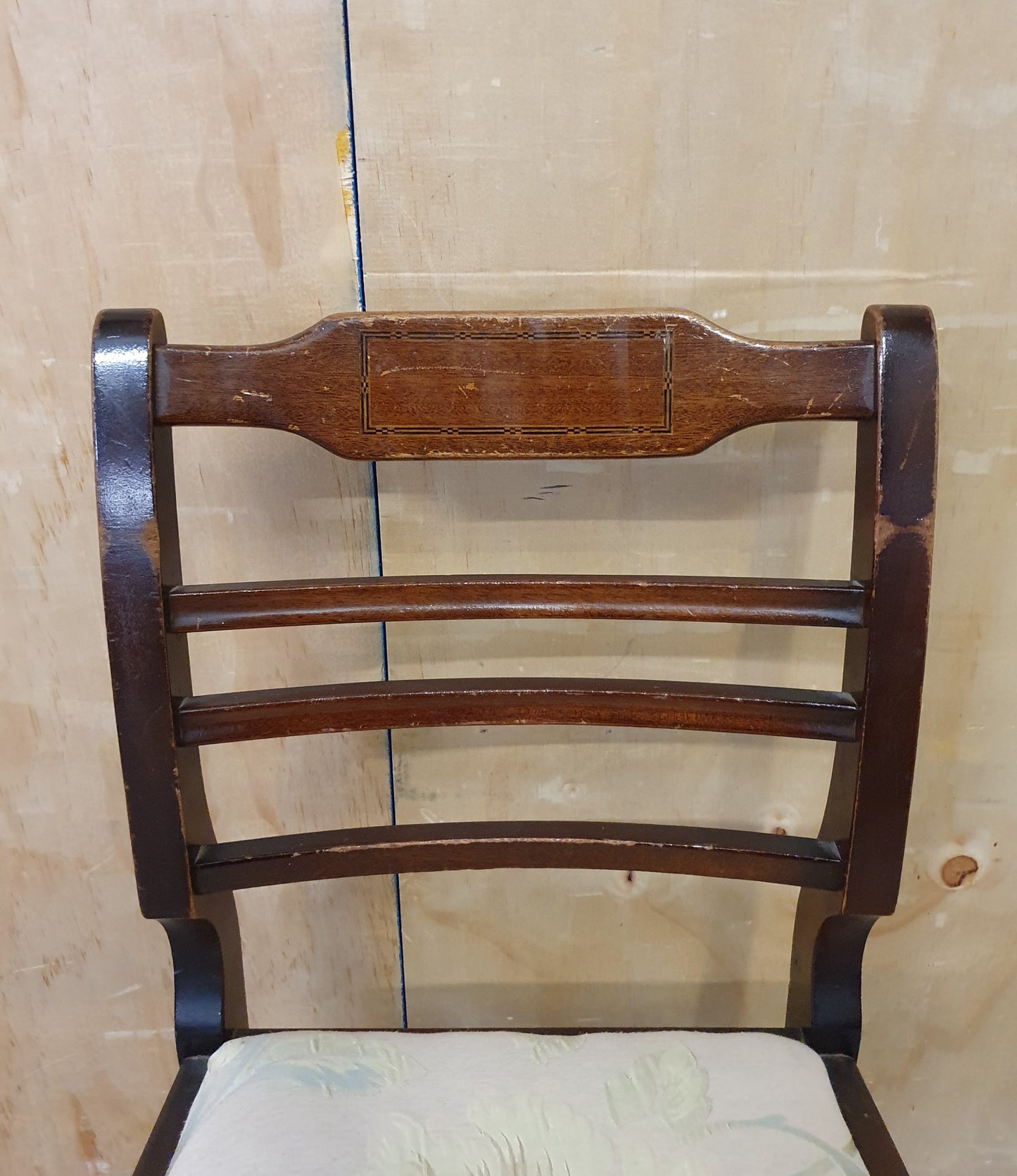 5 Matching Antique Mahogany Dining Chairs with Remavable Seats - 104146 / 104147 / 104148 / 104149 / 104150