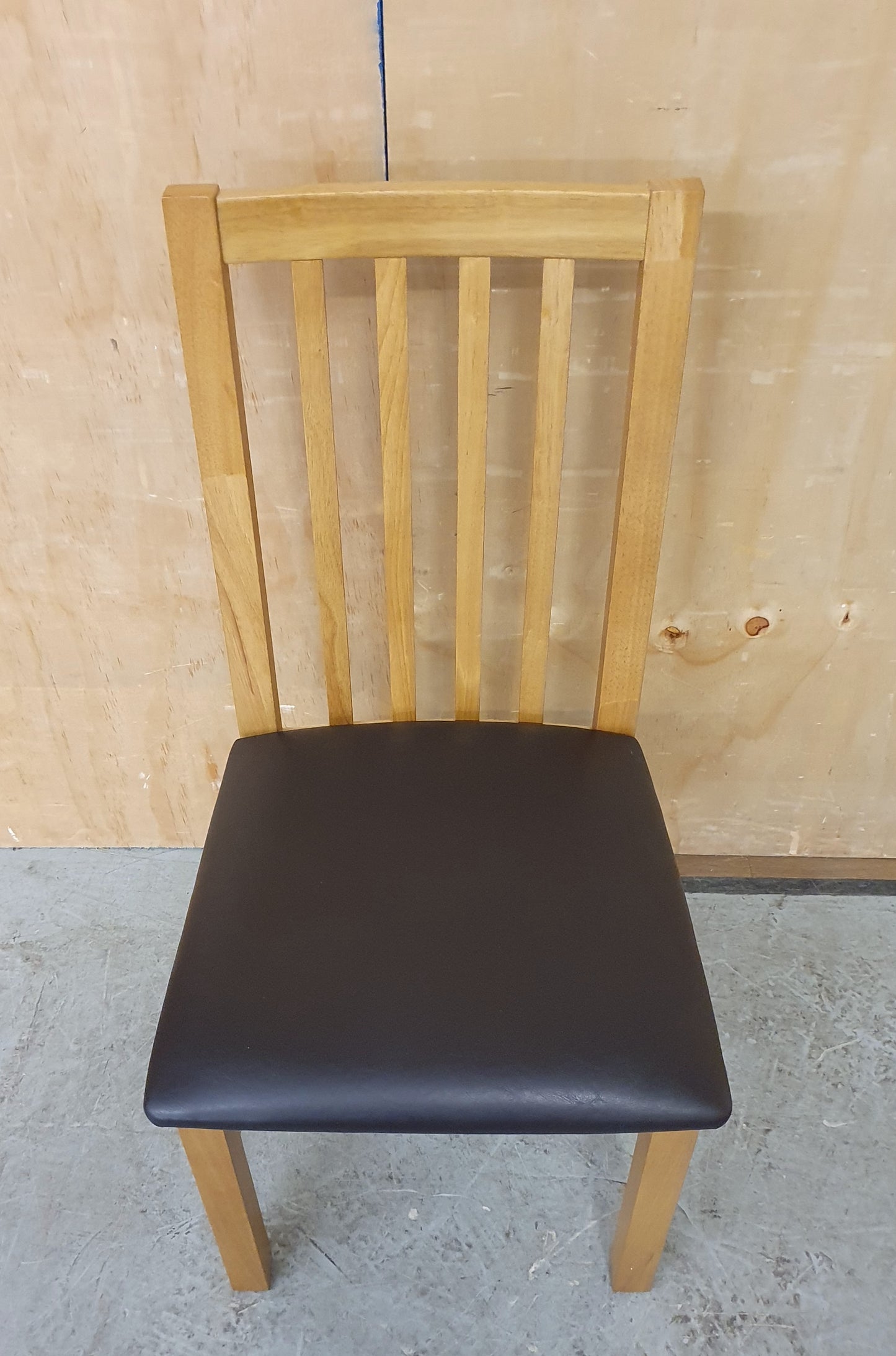 Single Oak Framed Dining Chair with Brown Faux Leather Seat - EL104366