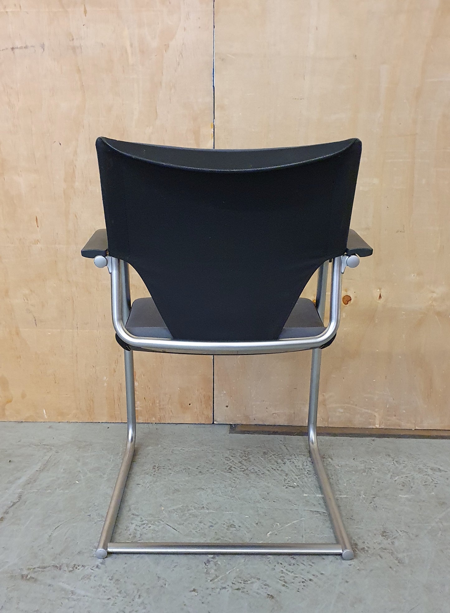 Grey Fabric Office Chair with Chrome Frame - 104342