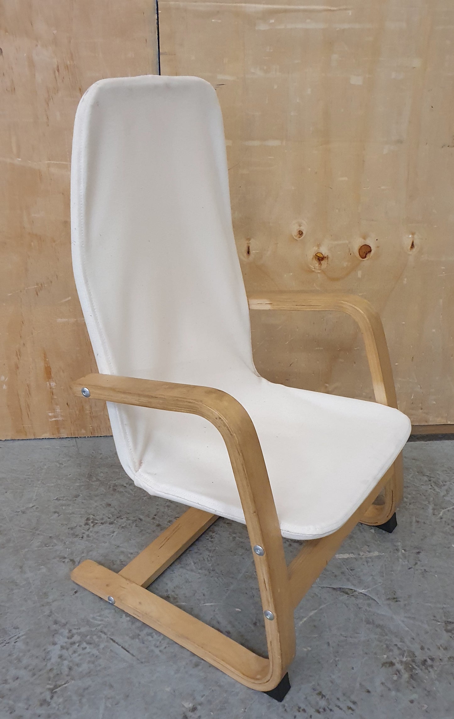 Cream Canvas Children's Chair with Wooden Frame - EL104473