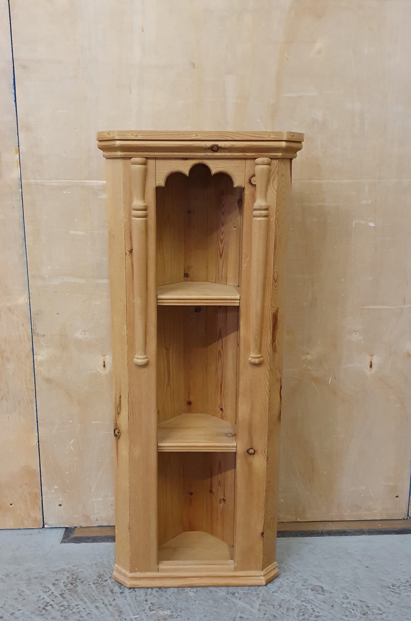 Small Wooden Corner Shelving Unit - 104011