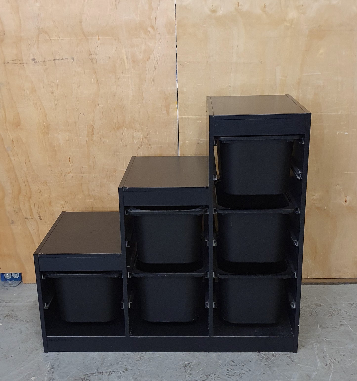Black Wood Framed Storage Unit with 6 Black Plastic Storage Bins - EL104656