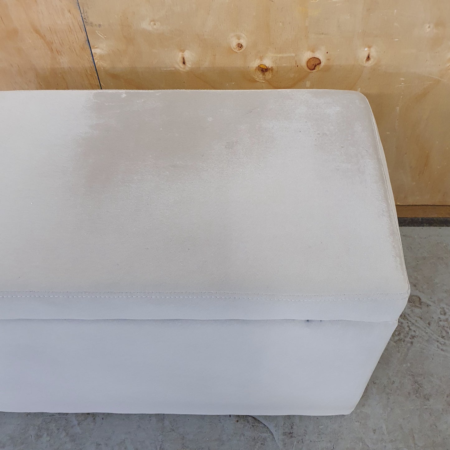 Small Grey Velvet Storage Ottoman - 104043