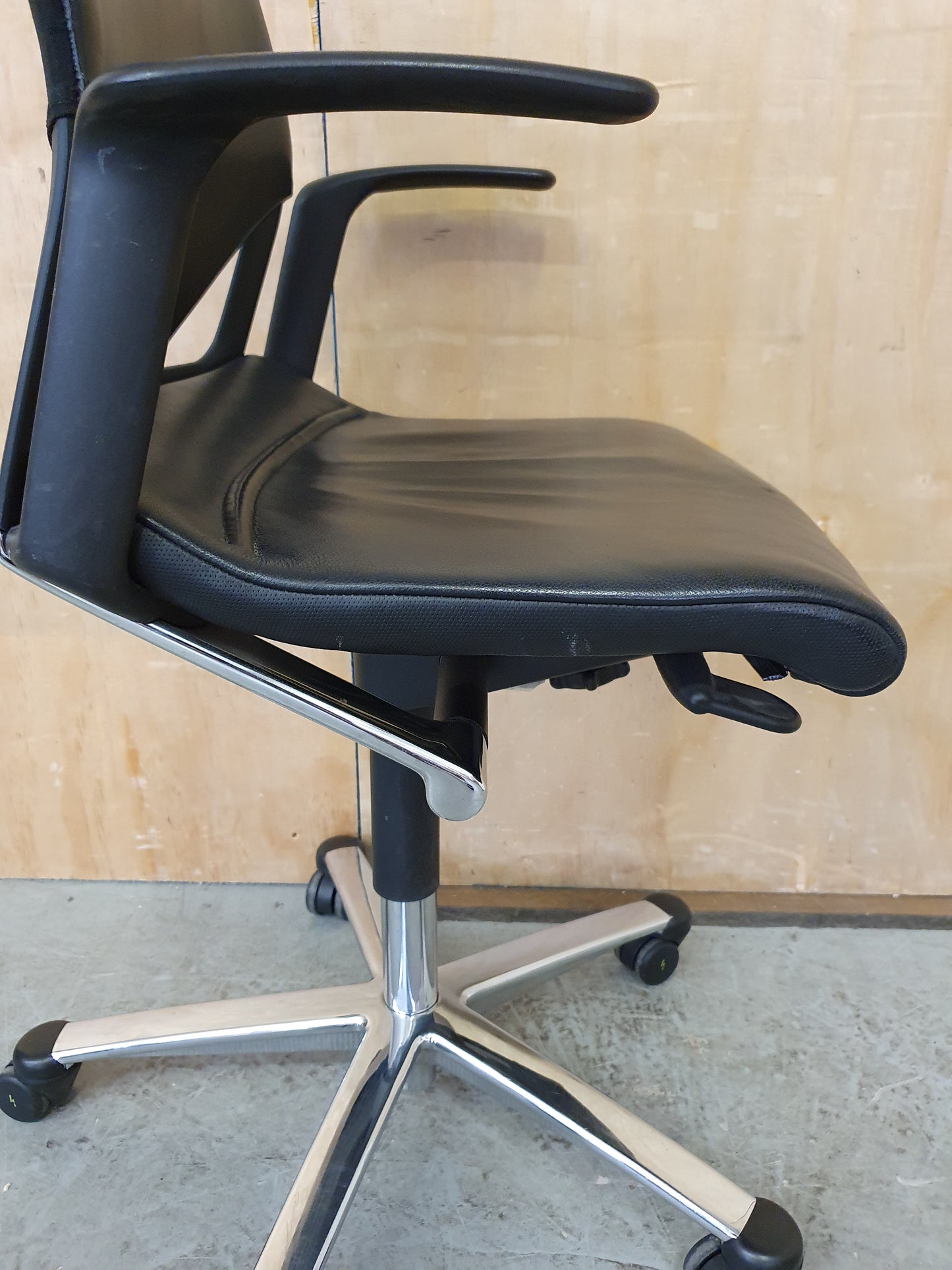 Black Leather Office Chair with Chrome Frame and Castor Wheels - 104337