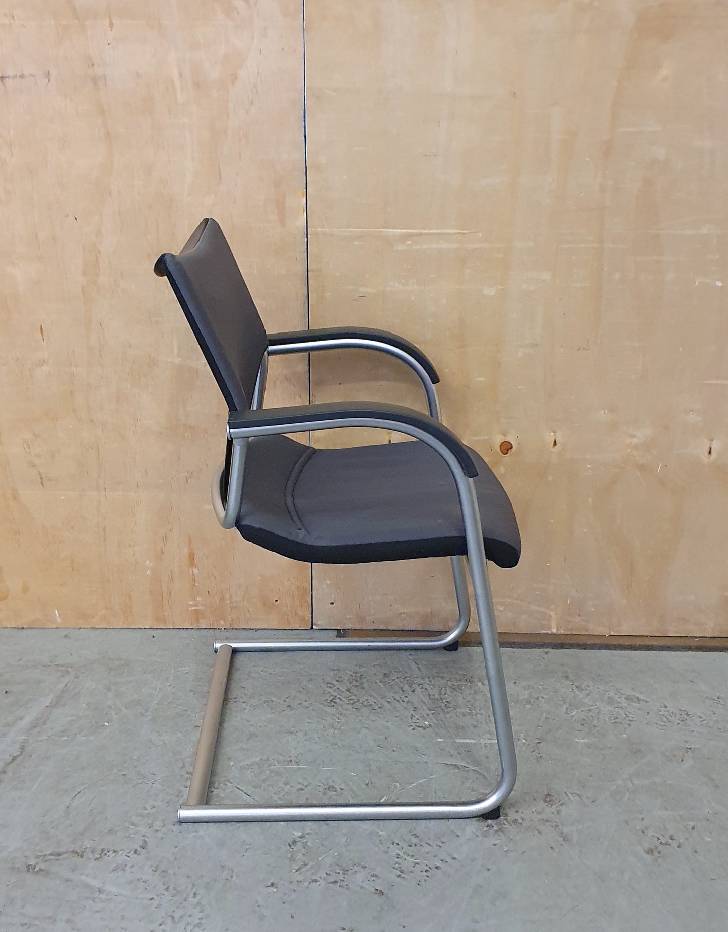 Grey Fabric Office Chair with Chrome Frame - 104342