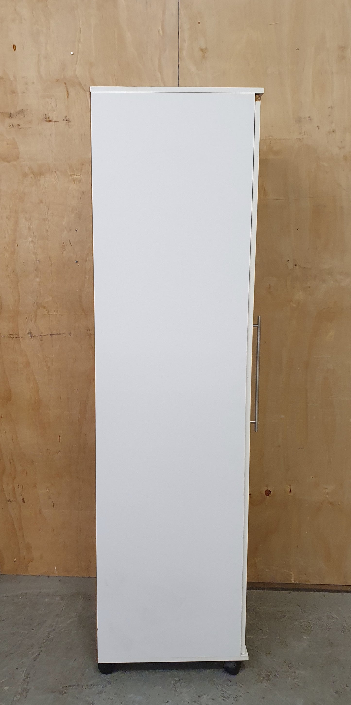 White Wood Single Door Wardrobe with 3 Internal Shelves - 104622