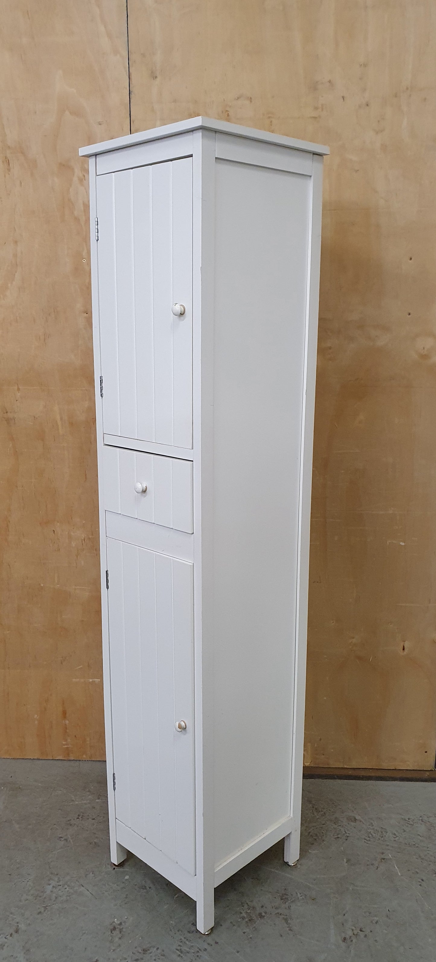 Tall White Wood Cabinet with 2 Doors and 1 Central Drawer - 270925-01