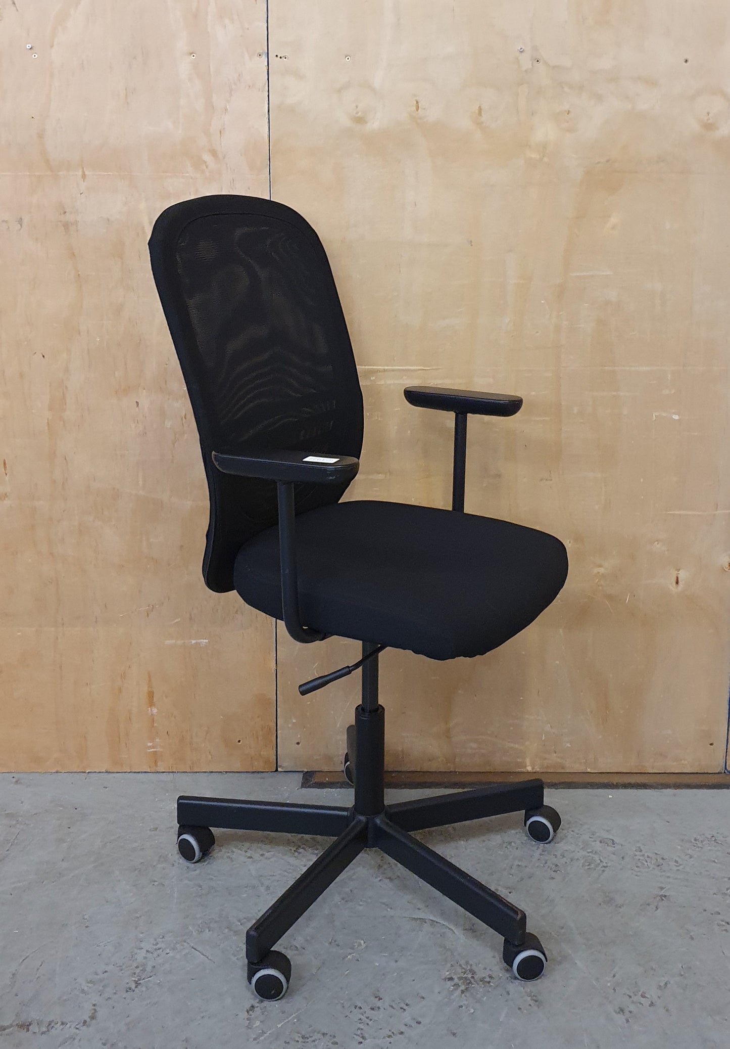 IKEA FLINTAN Black Ergonomic Mesh Back Rest Height Adjustable Office Chair - 103922