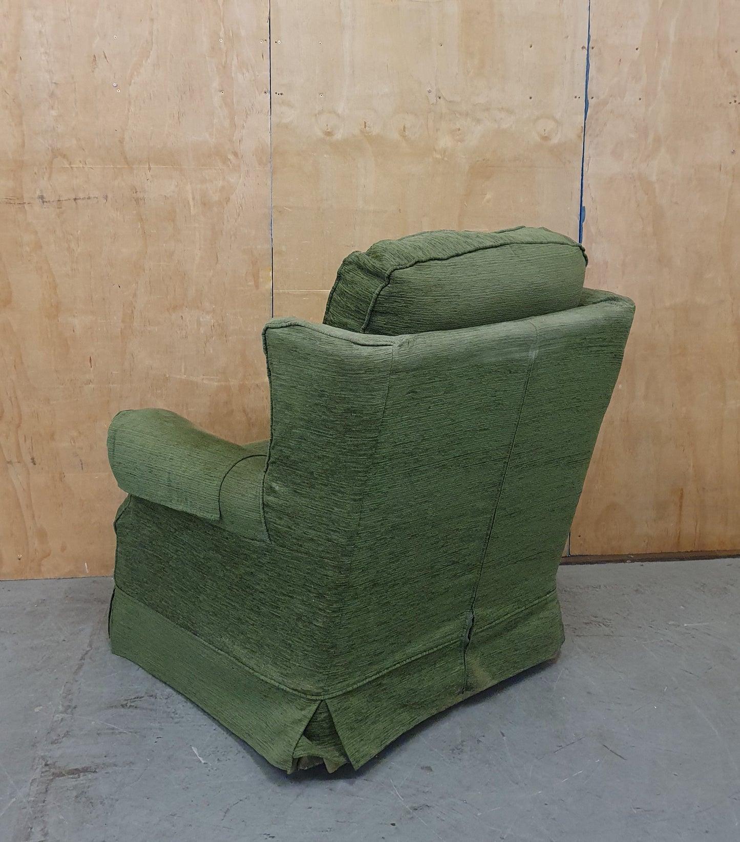 Green Fabric Armchair on Wheels - 104897