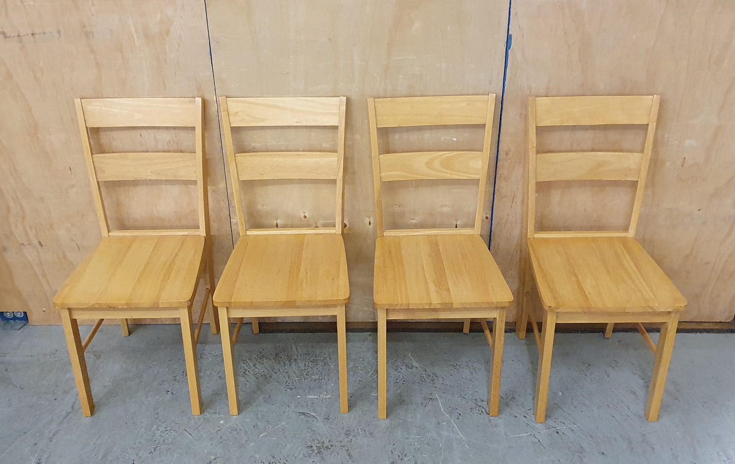4 Matching Pine Dining Chairs - EL104509 / EL104510 / EL104511 / EL104512