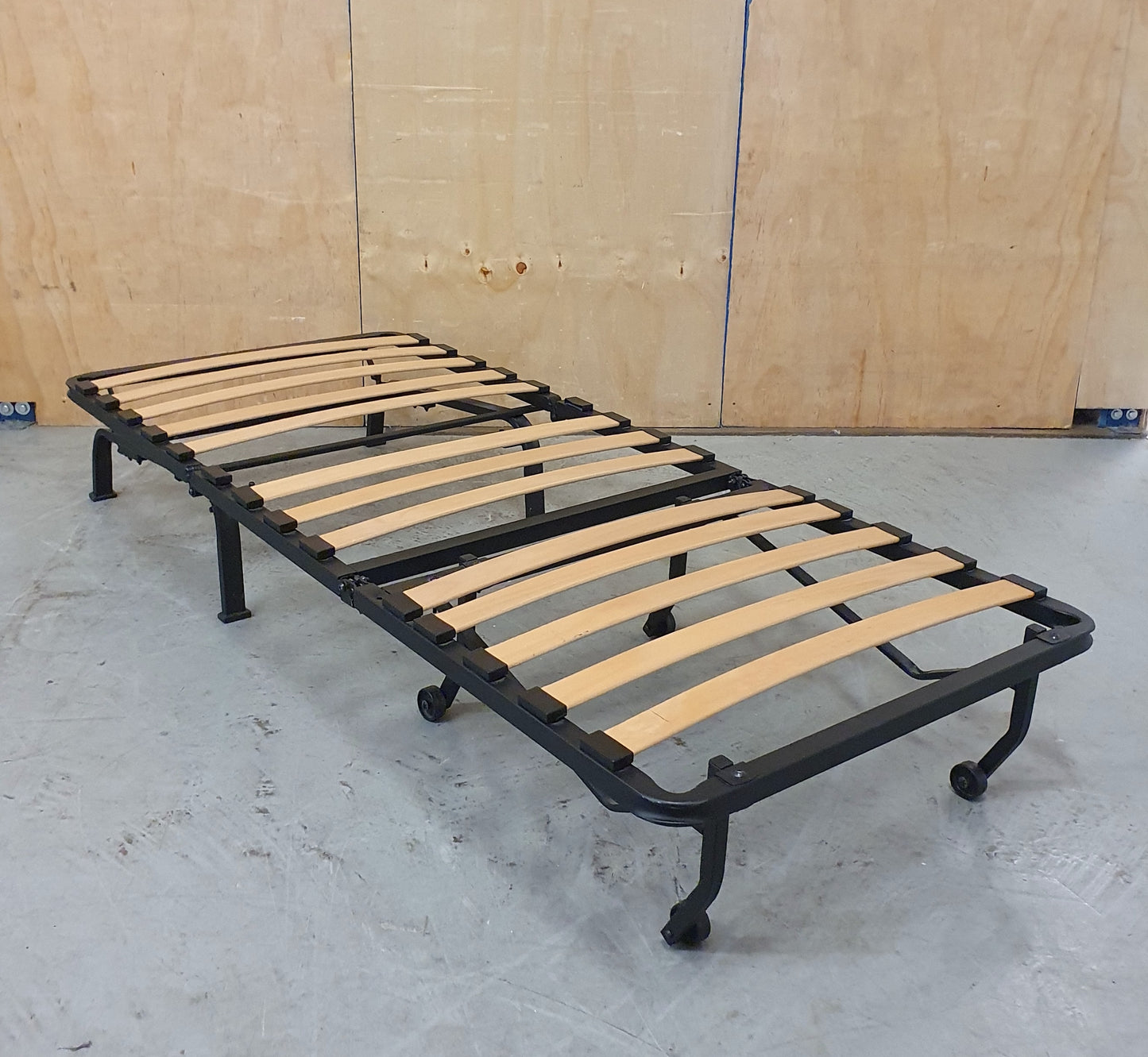IKEA LYCKSELE HÅVET Armchair Bed - 050725-01
