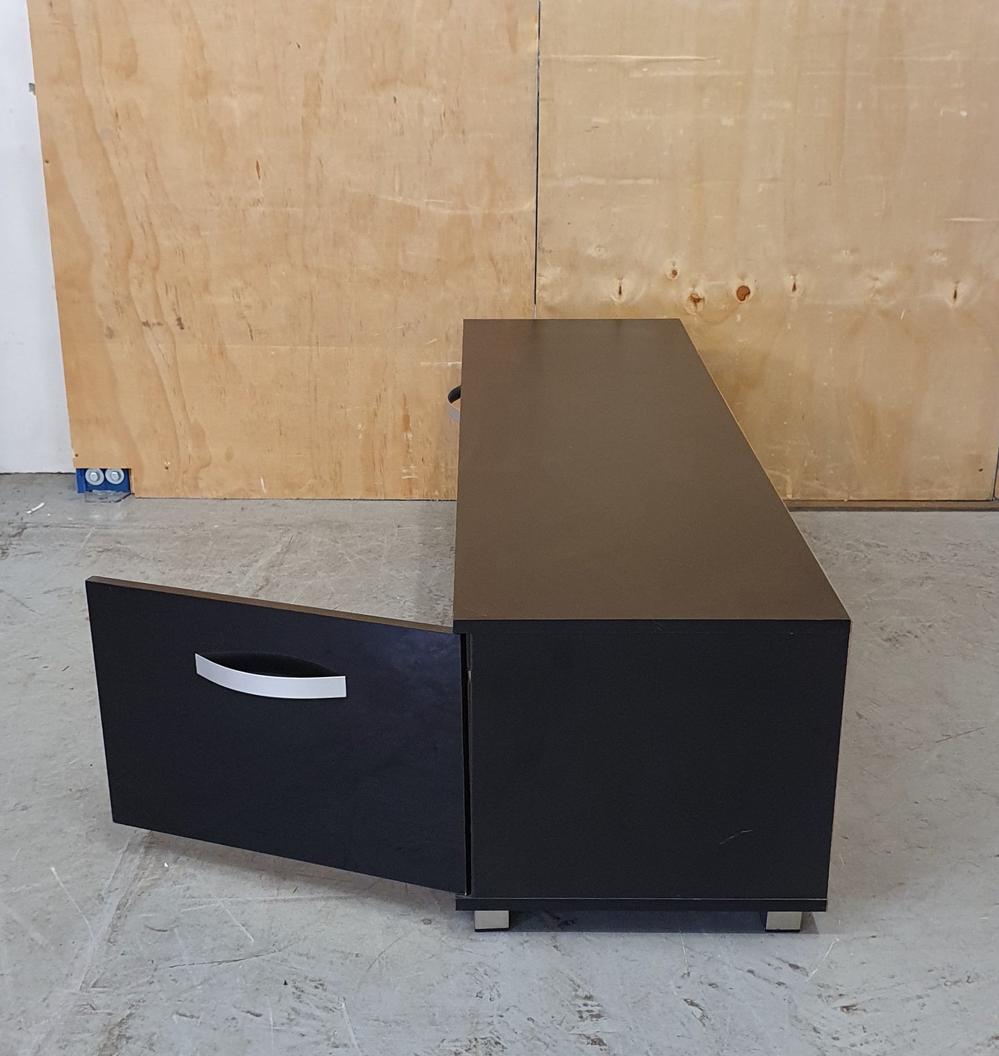 Black Gloss TV Stand with 2 Doors and Centre Glass Shelf - EL104258