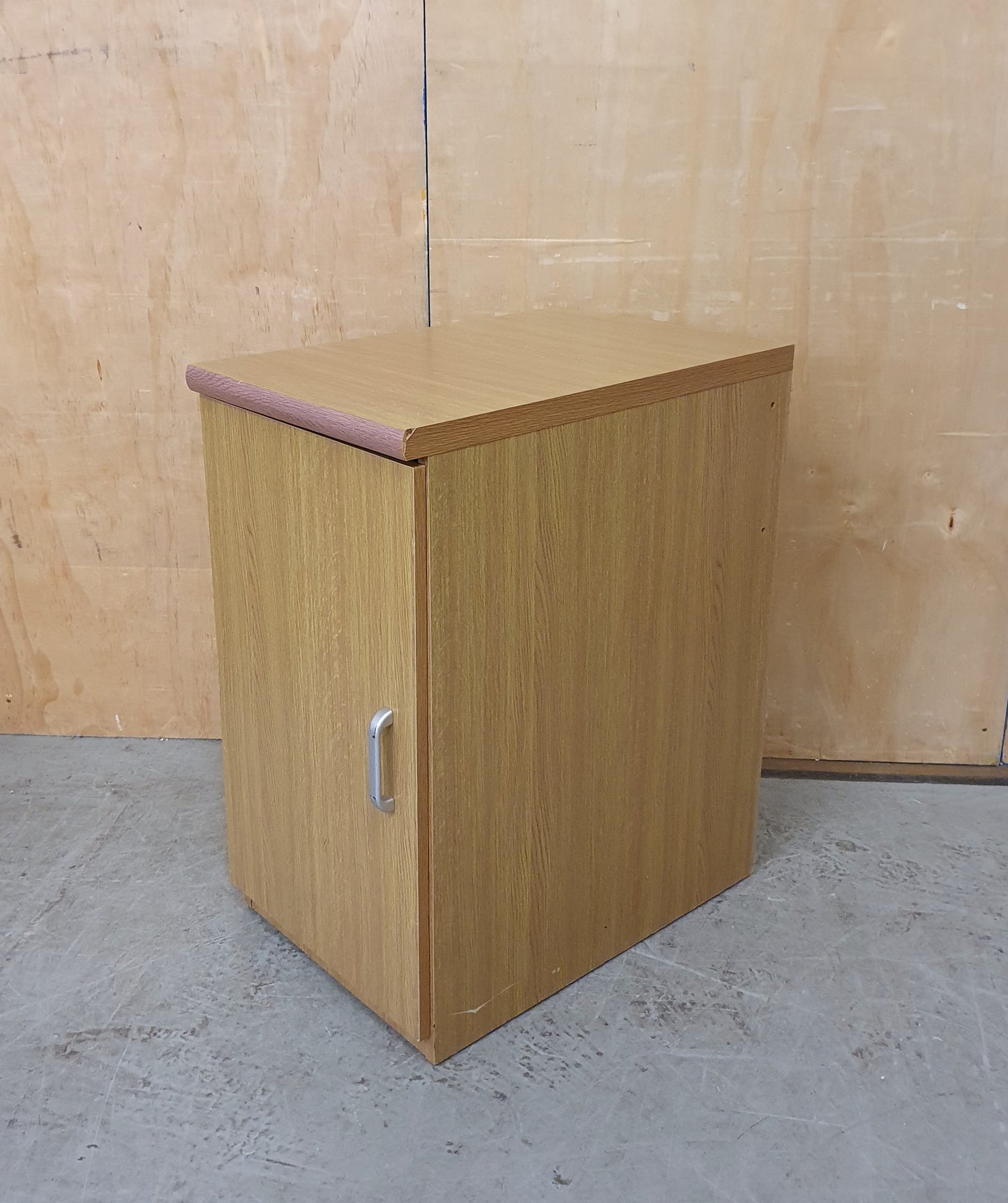 Single Door Wood Cabinet with 1 Internal Shelf - EL104372