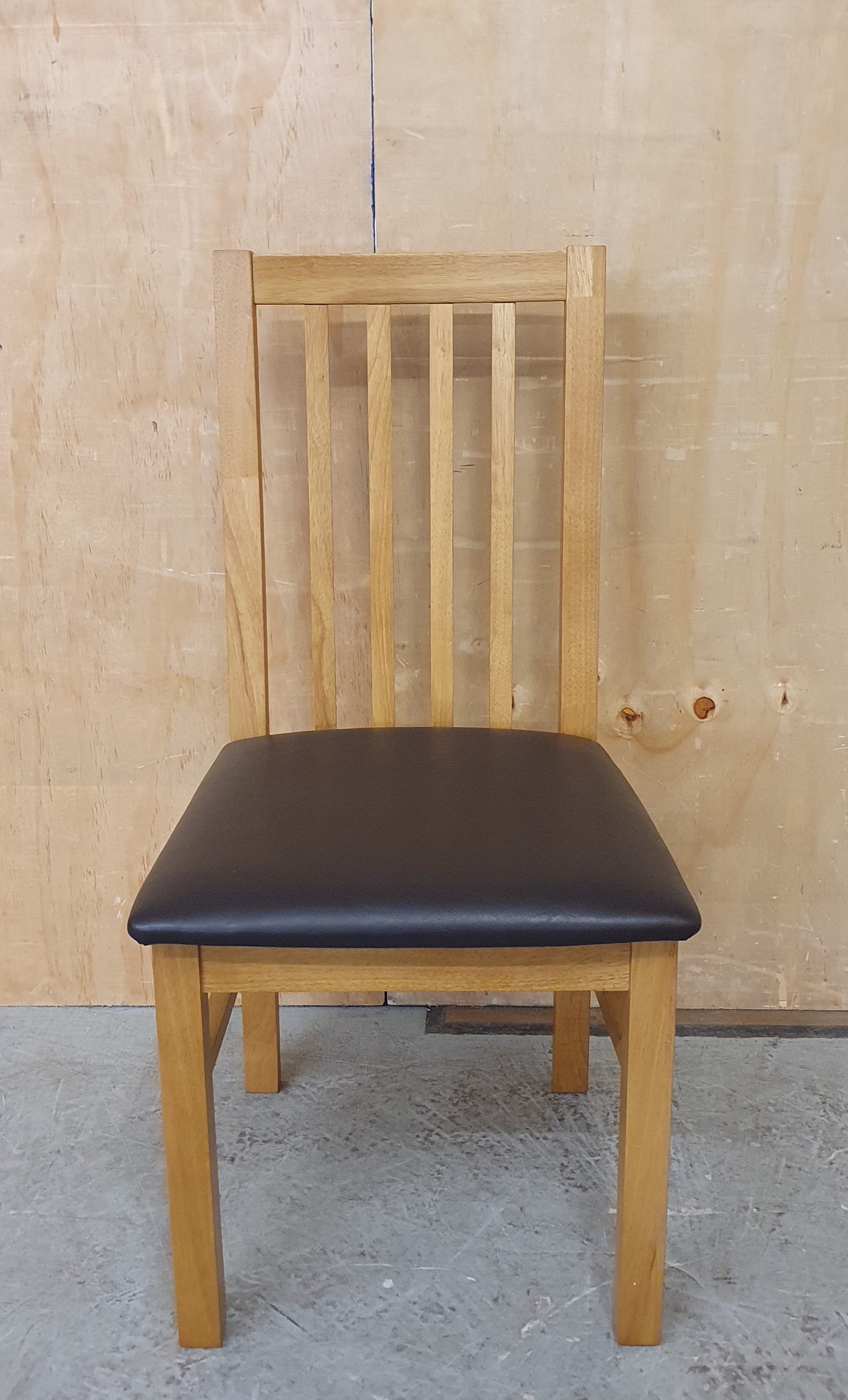 Single Oak Framed Dining Chair with Brown Faux Leather Seat - EL104366