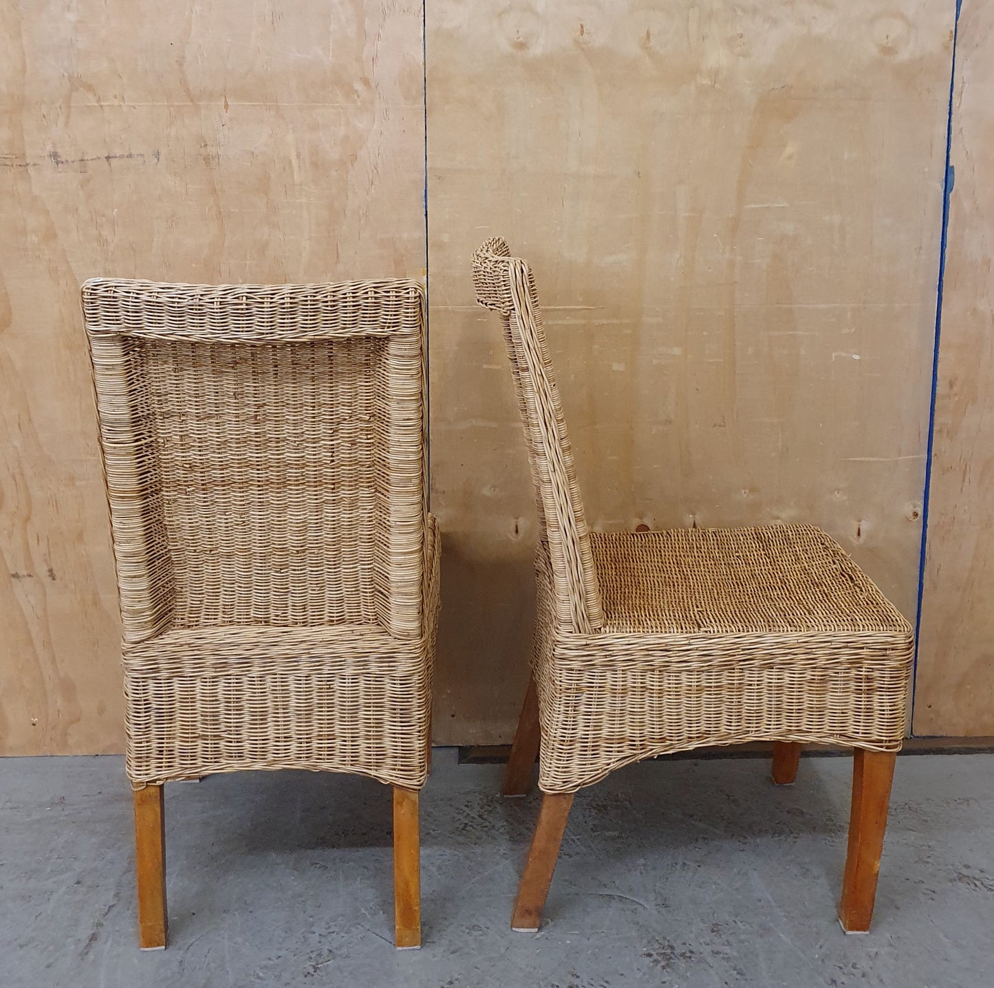 2 Matching Straw High Back Dining Chairs with Wooden Feet - EL104000 / EL104001