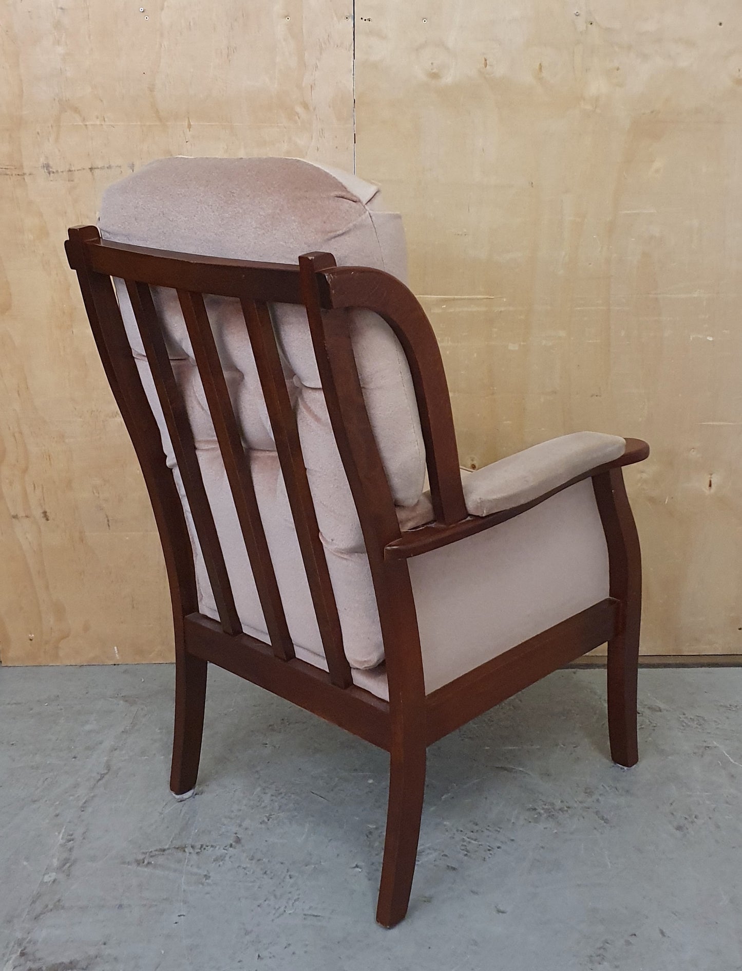 Maroon Velvet Armchair with Deep Buttoned Back Rest and Dark Wood Frame - 010825-01
