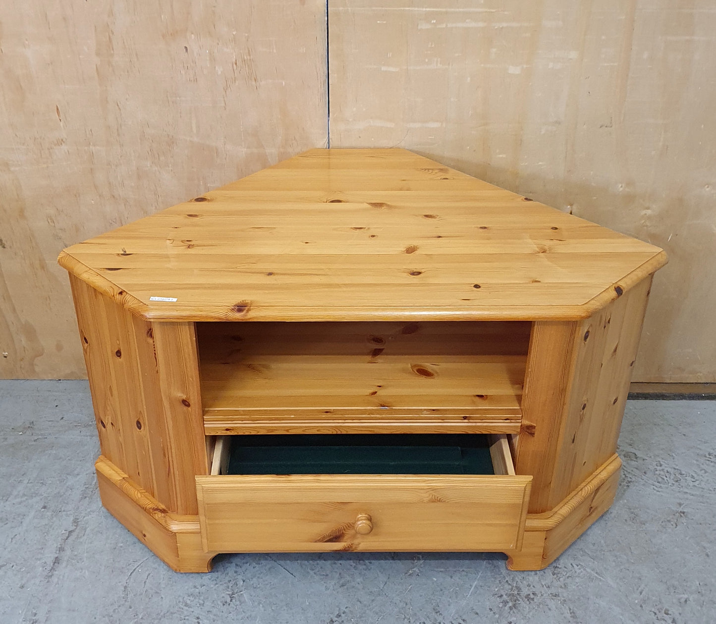 DUCAL Pine Corner TV Stand with Green Velvet Lined Drawer and Central Shelf - EL104071
