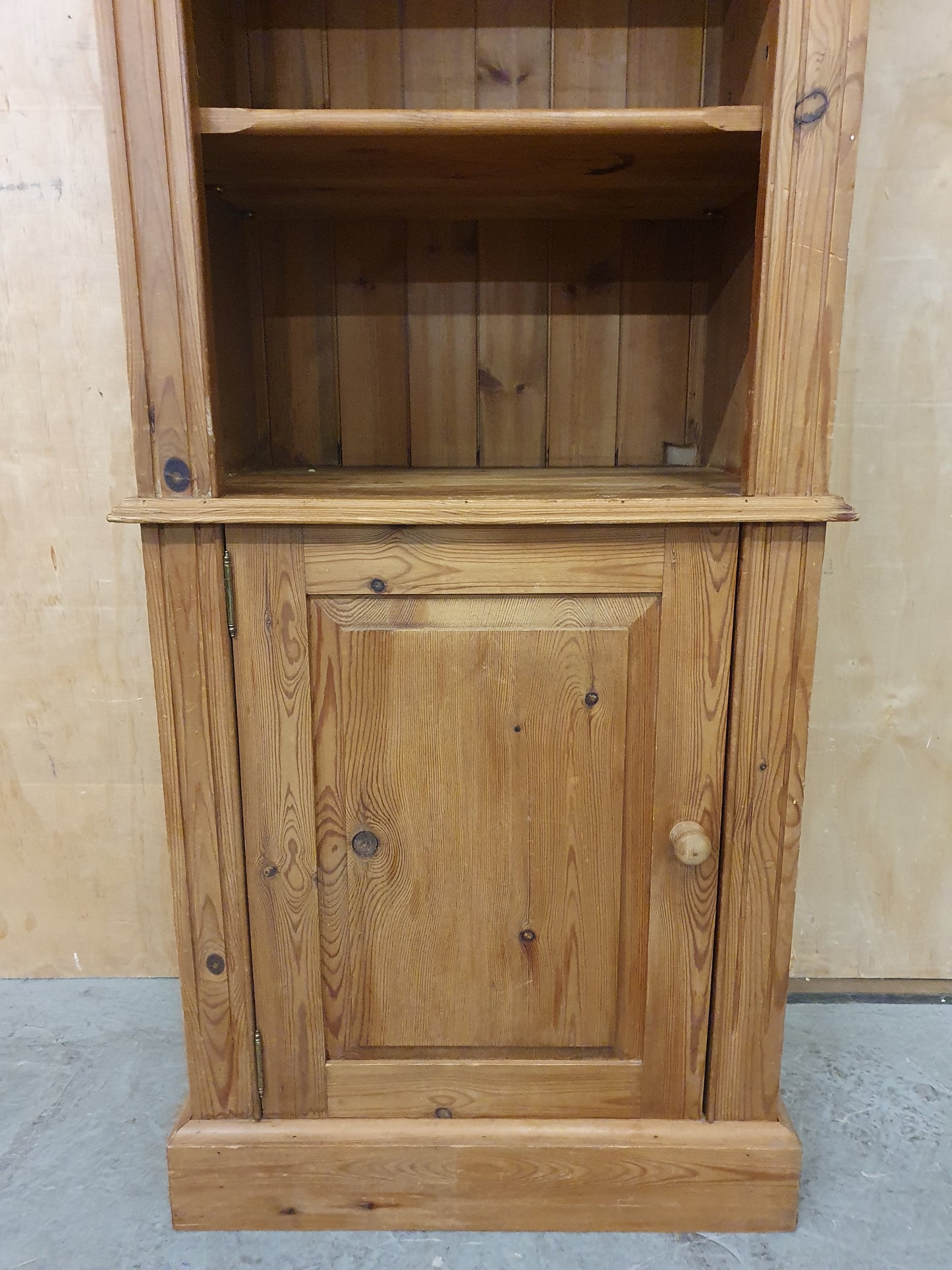 Tall Pine Display Cabinet with 3 Shelves and 1 Bottom Door - 104808