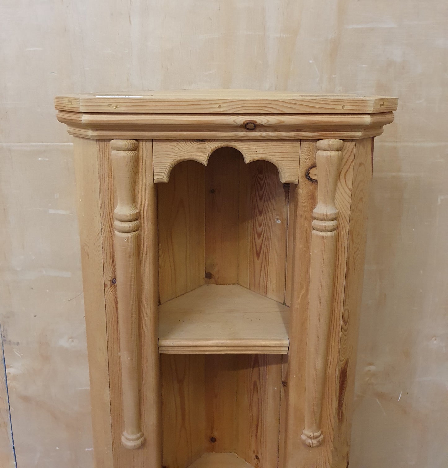 Small Wooden Corner Shelving Unit - 104011