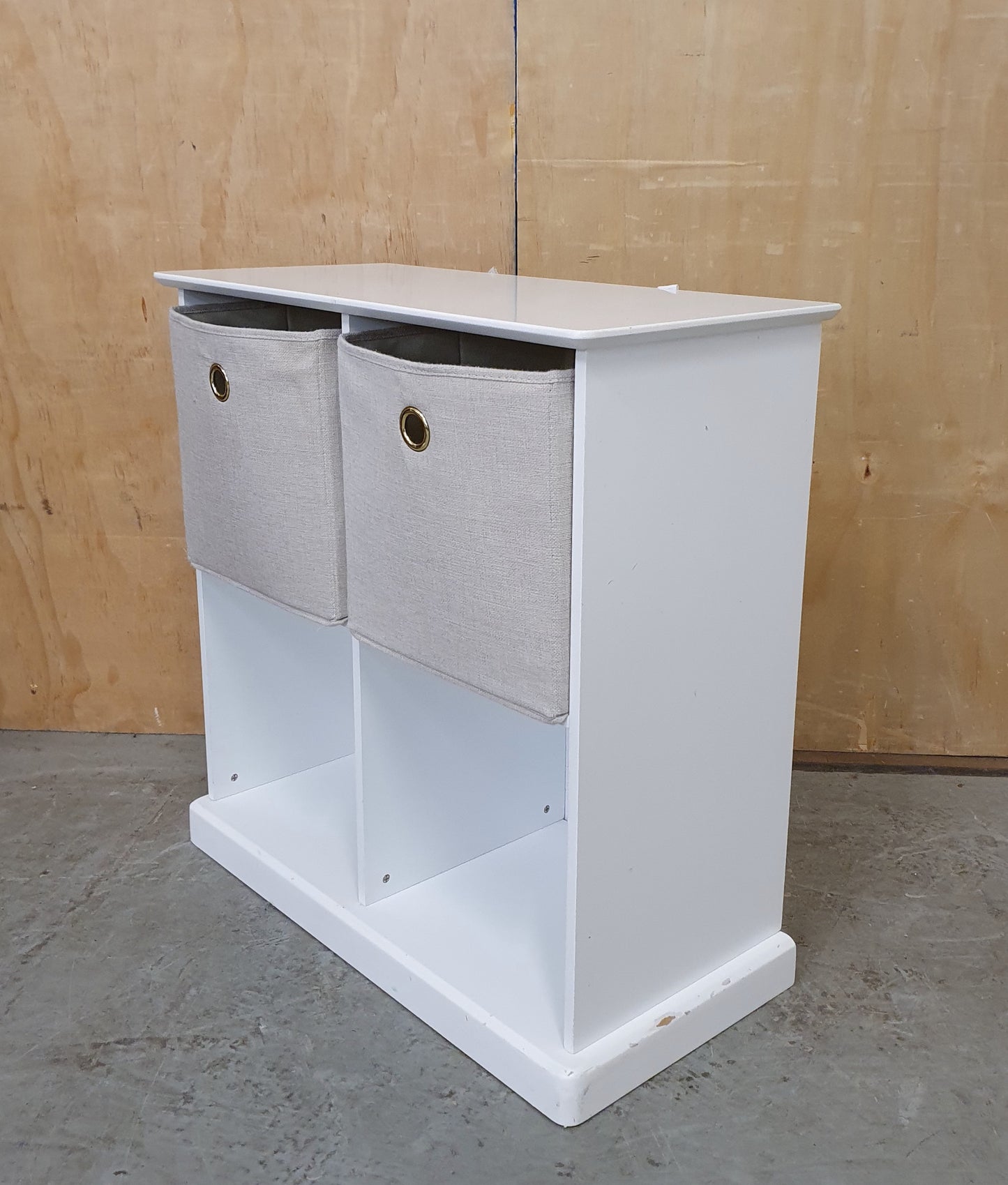 Small 4 Cubby Hole Shelving Unit with 2 Canvas Storage Boxes - EL104591