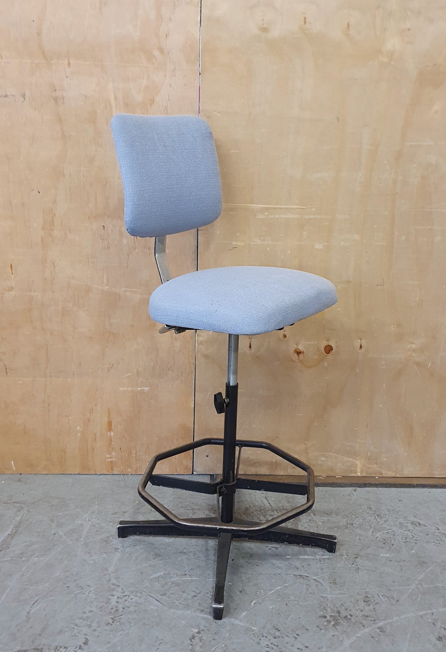Powder Blue Height Adjustable Office Chair with Metal Frame - EL104275