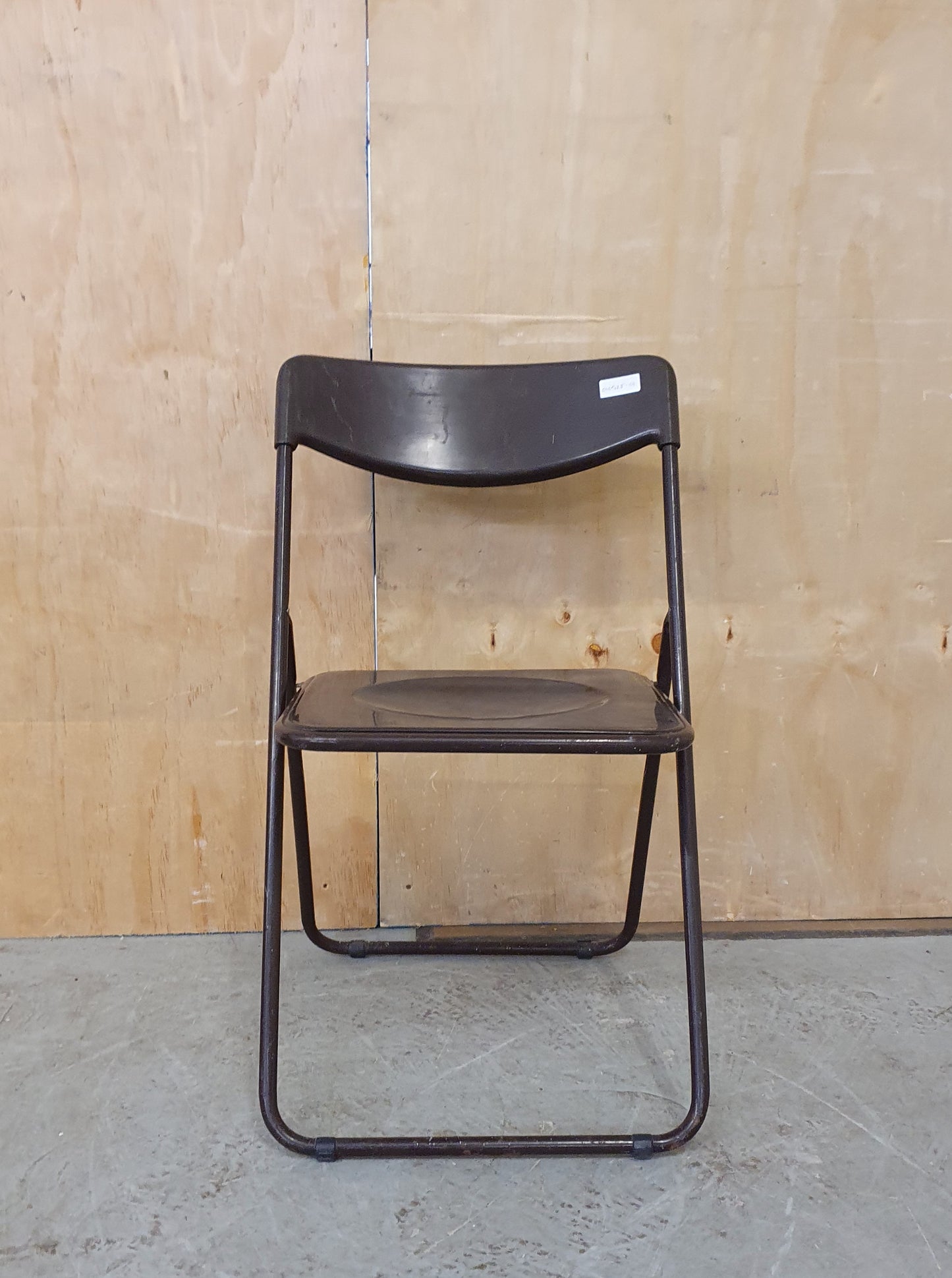 Single Brown Metal Folding Chair - 010525-01